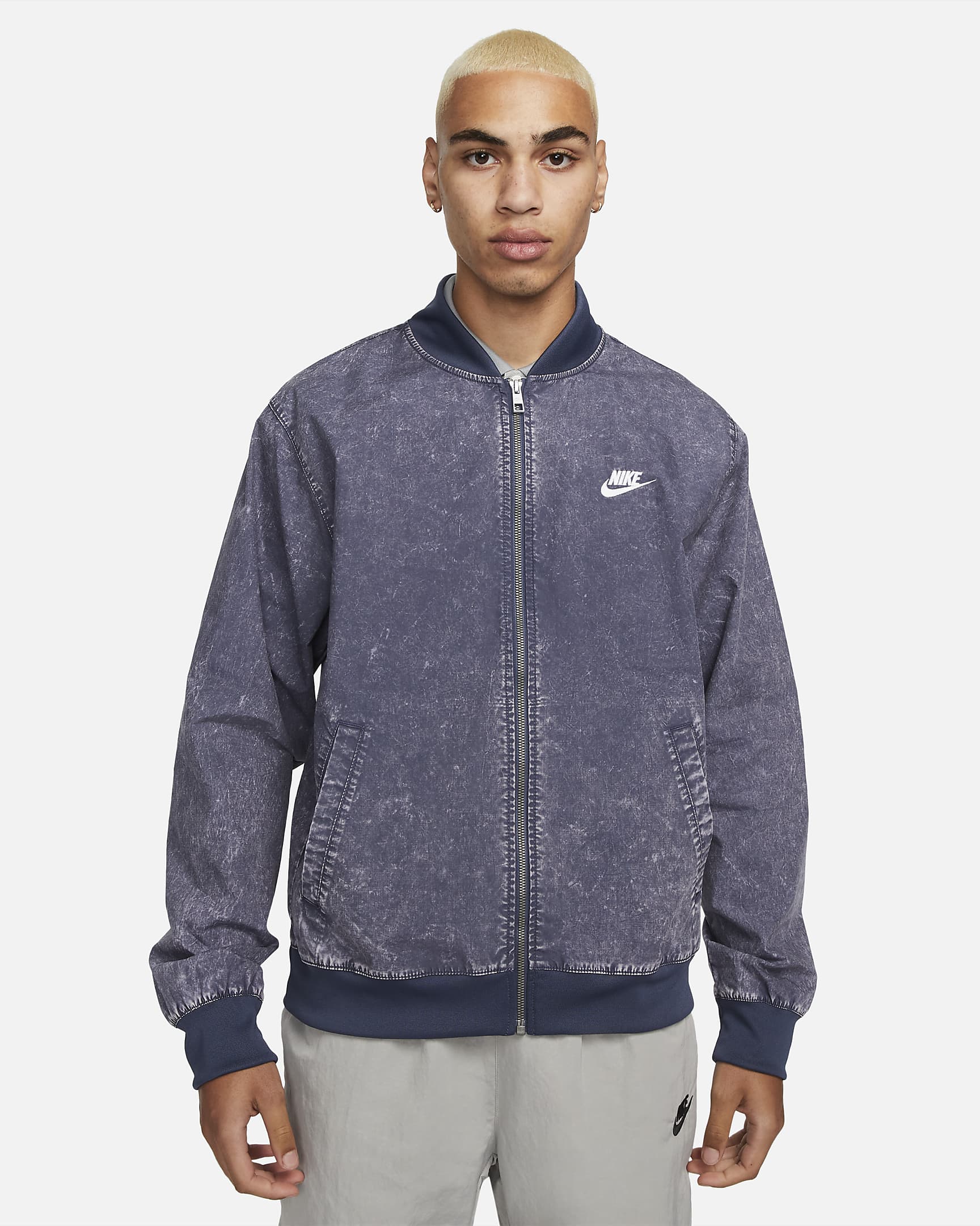 Nike Sportswear Club+ Men's Unlined Woven Bomber Jacket. Nike PT