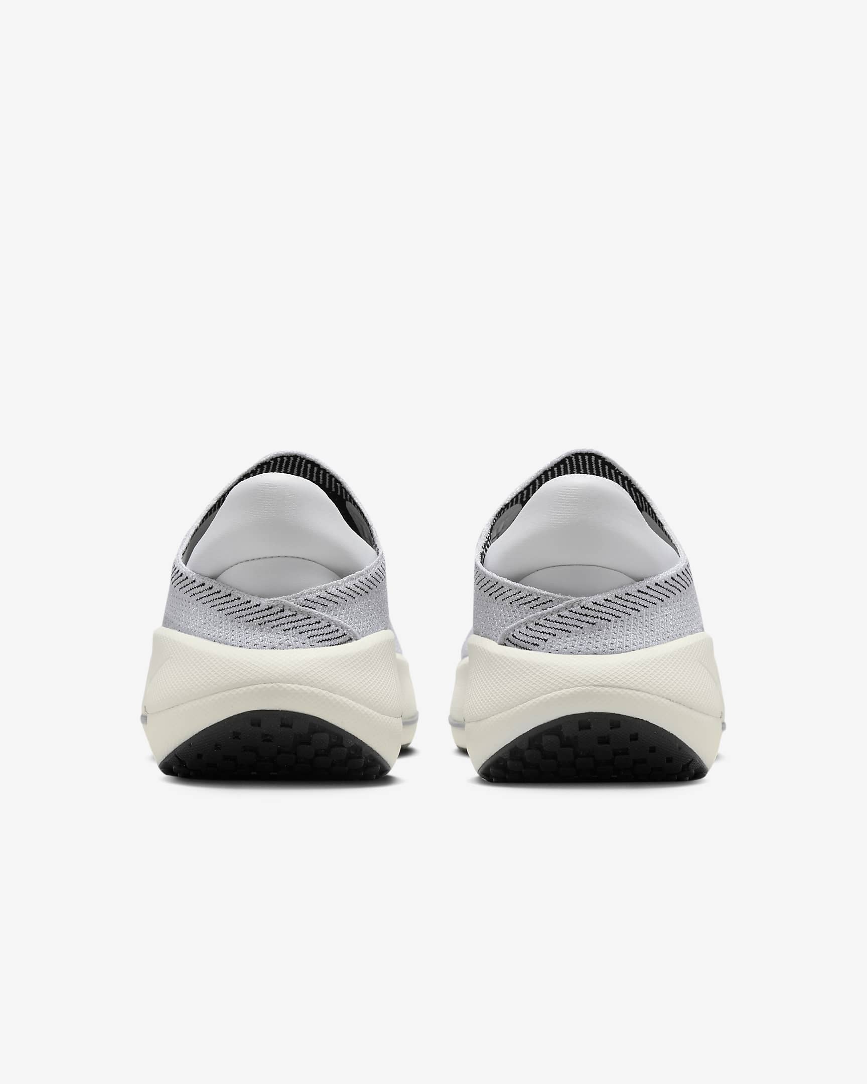 Nike Reina EasyOn Premium Women's Shoes - Summit White/Sail/Black/Metallic Silver