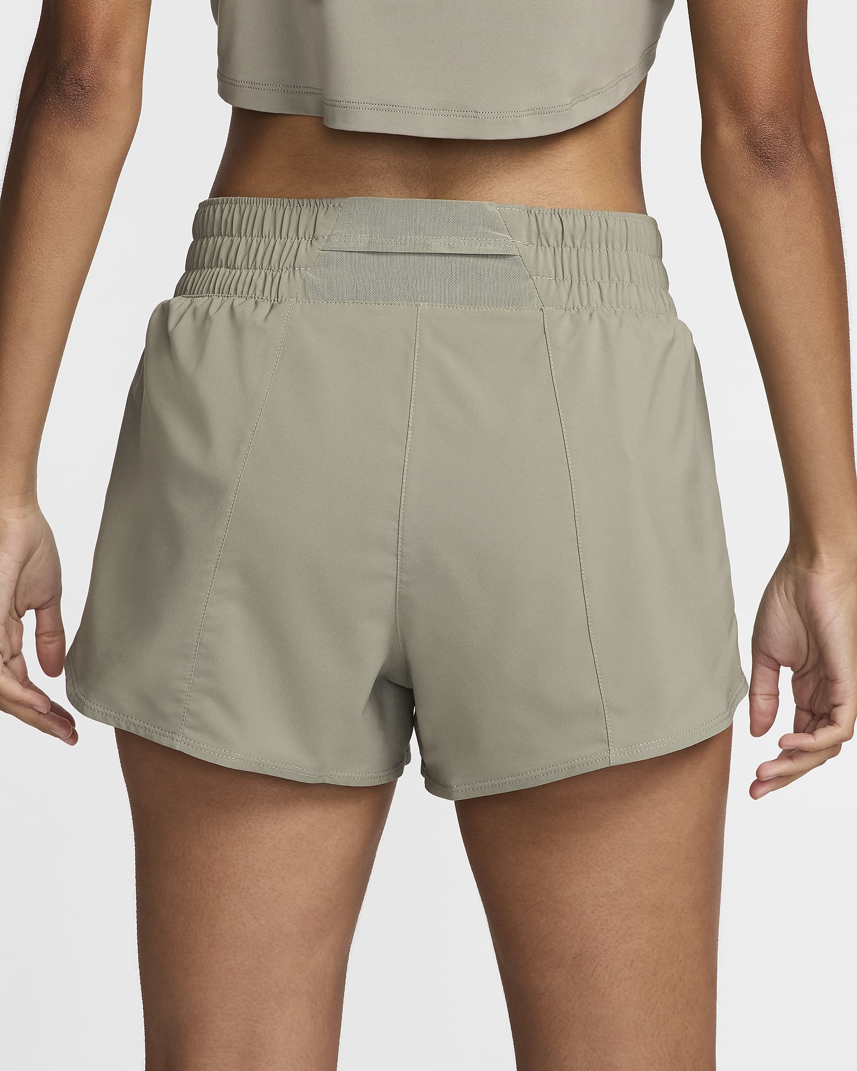 Shorts con forro de ropa interior Dri-FIT de tiro medio de 8 cm para mujer Nike One - Militar claro