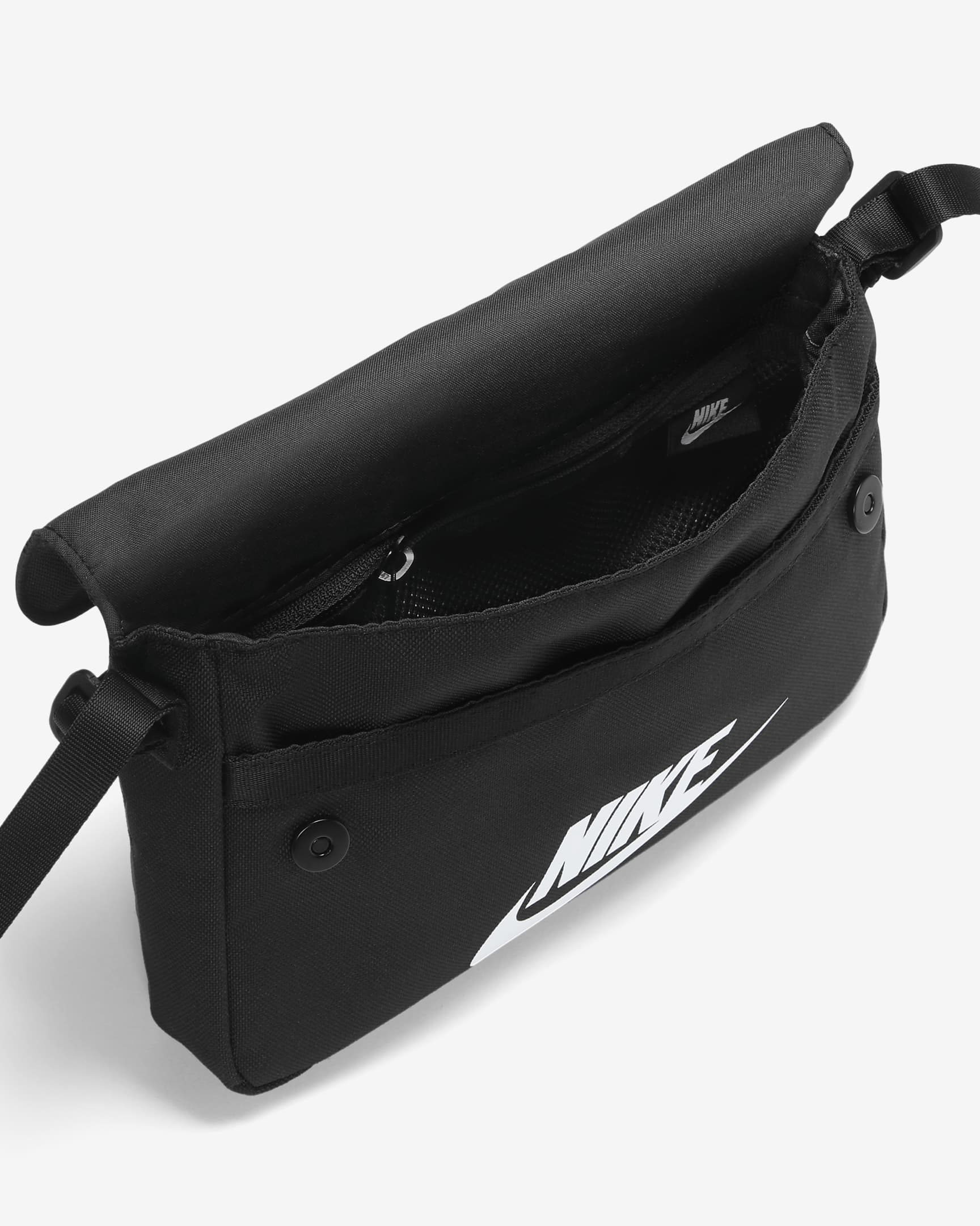 Nike Sportswear Women's Futura 365 Cross-body Bag (3L). Nike CH