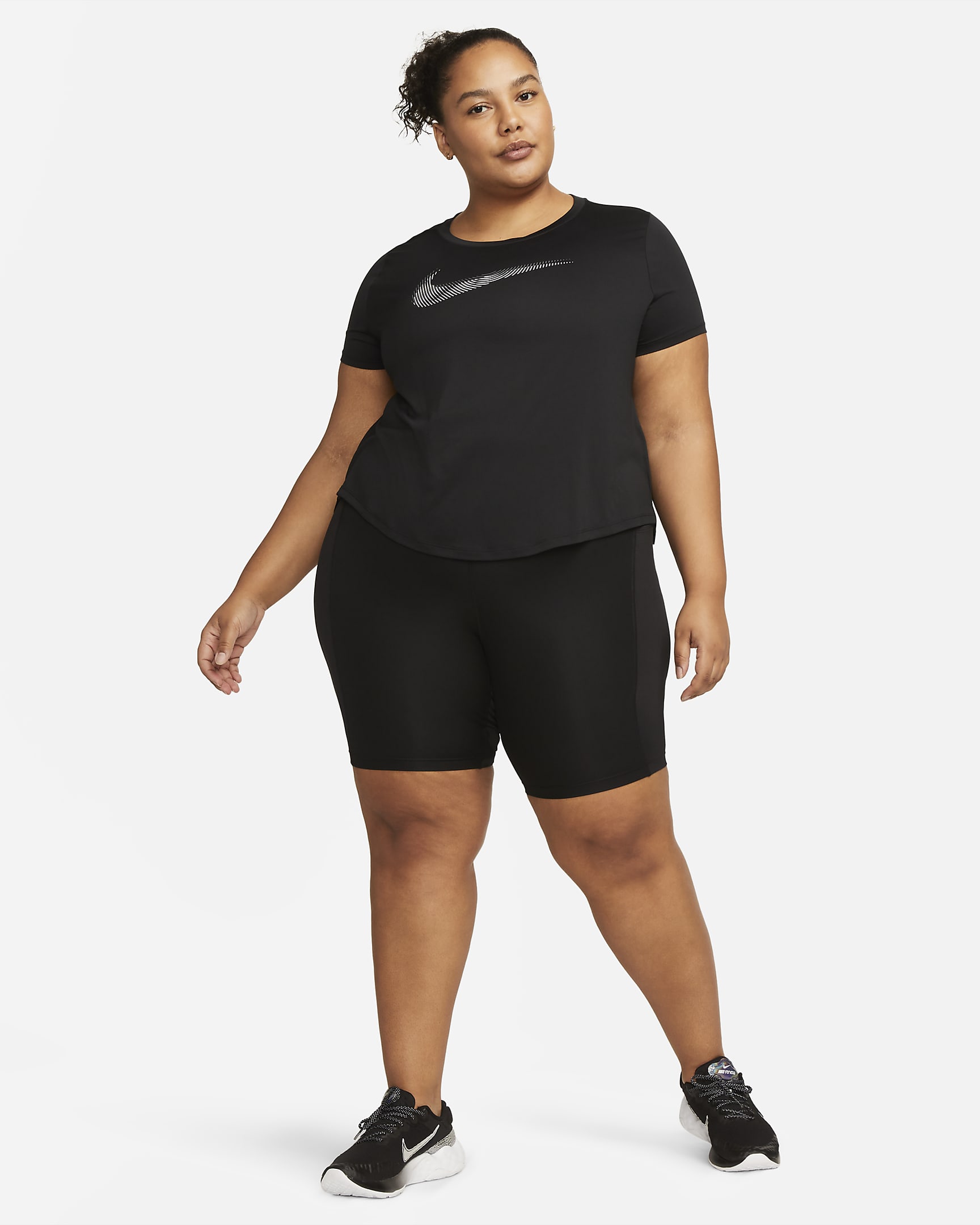 Nike Dri-FIT Swoosh Women's Short-Sleeve Running Top (Plus Size). Nike PH