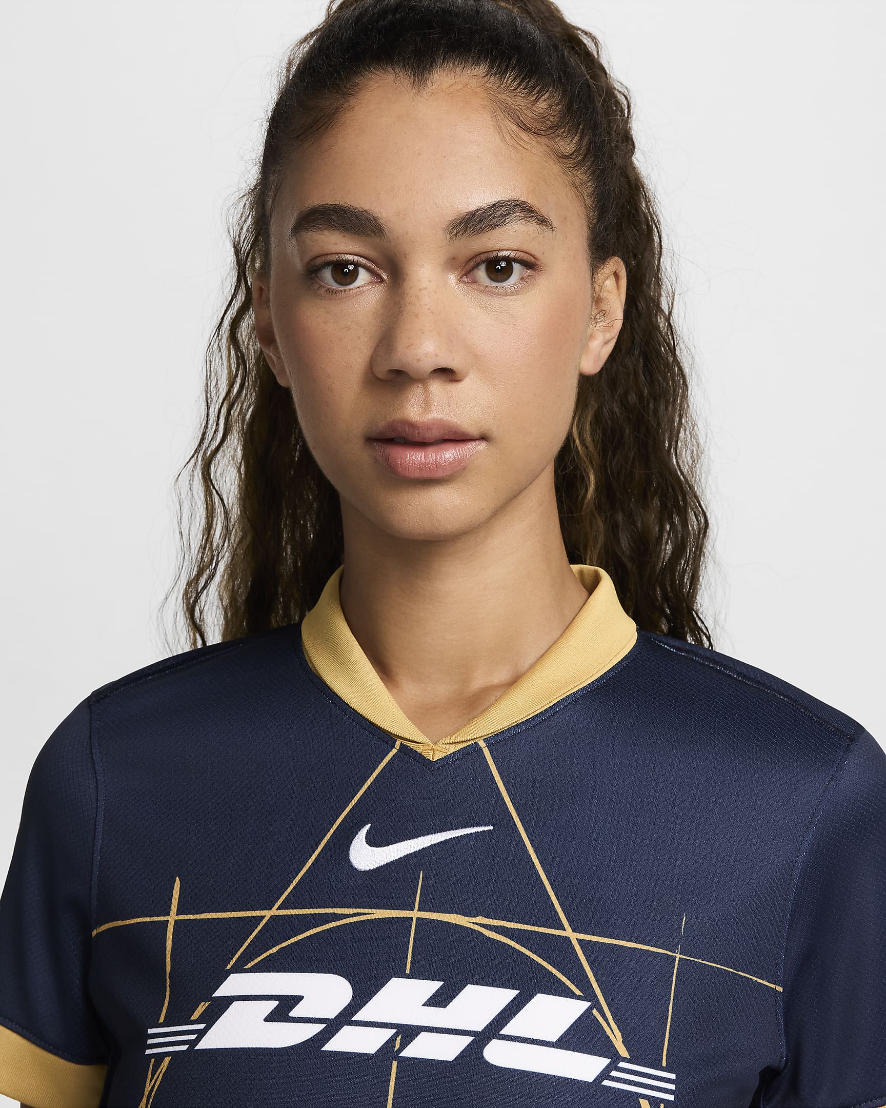 Pumas UNAM 2024/25 Stadium Away Women's Nike DriFIT Soccer Replica