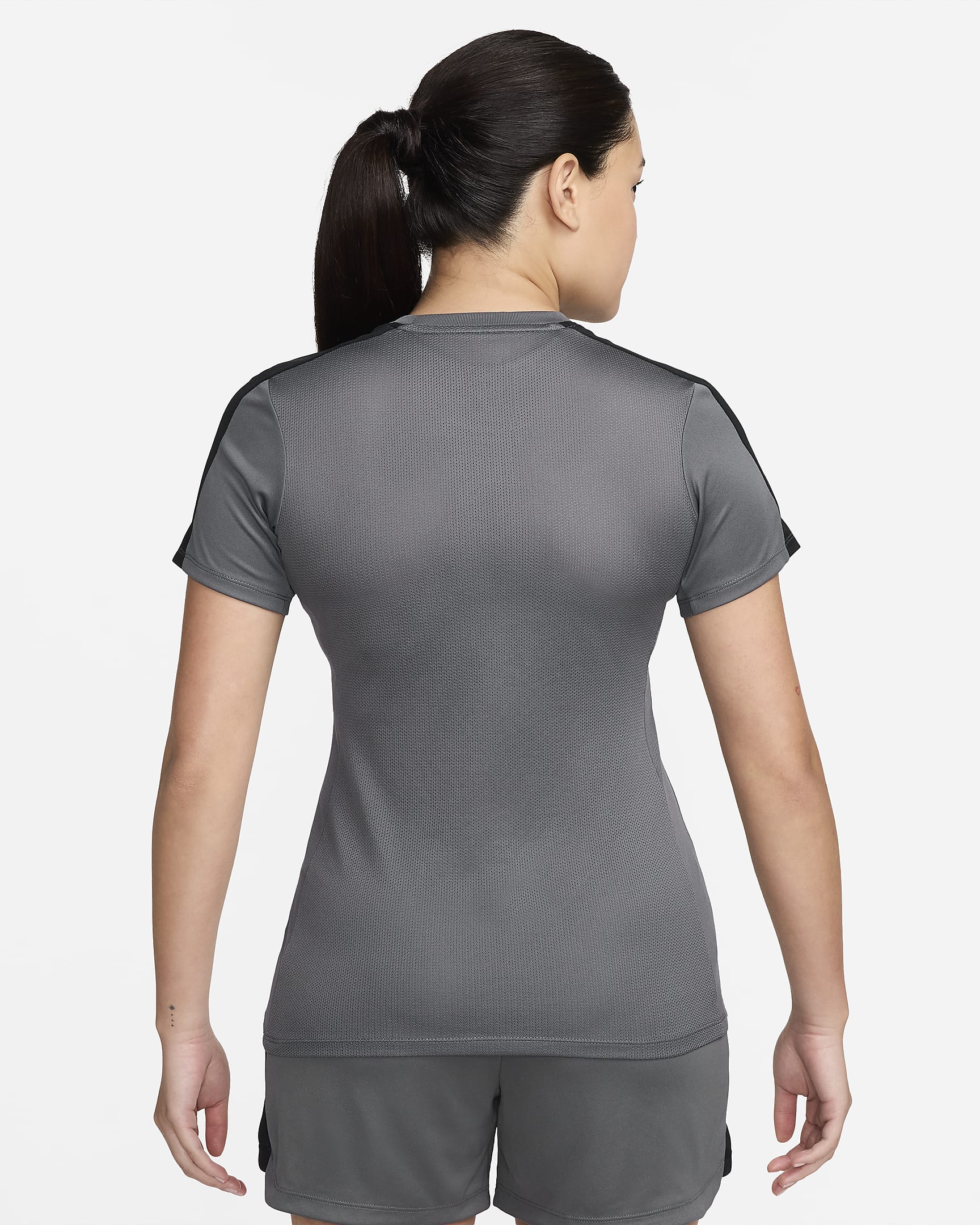 Nike Dri-FIT Academy Kurzarm-Fußballoberteil für Damen - Iron Grey/Schwarz/Sunset Pulse