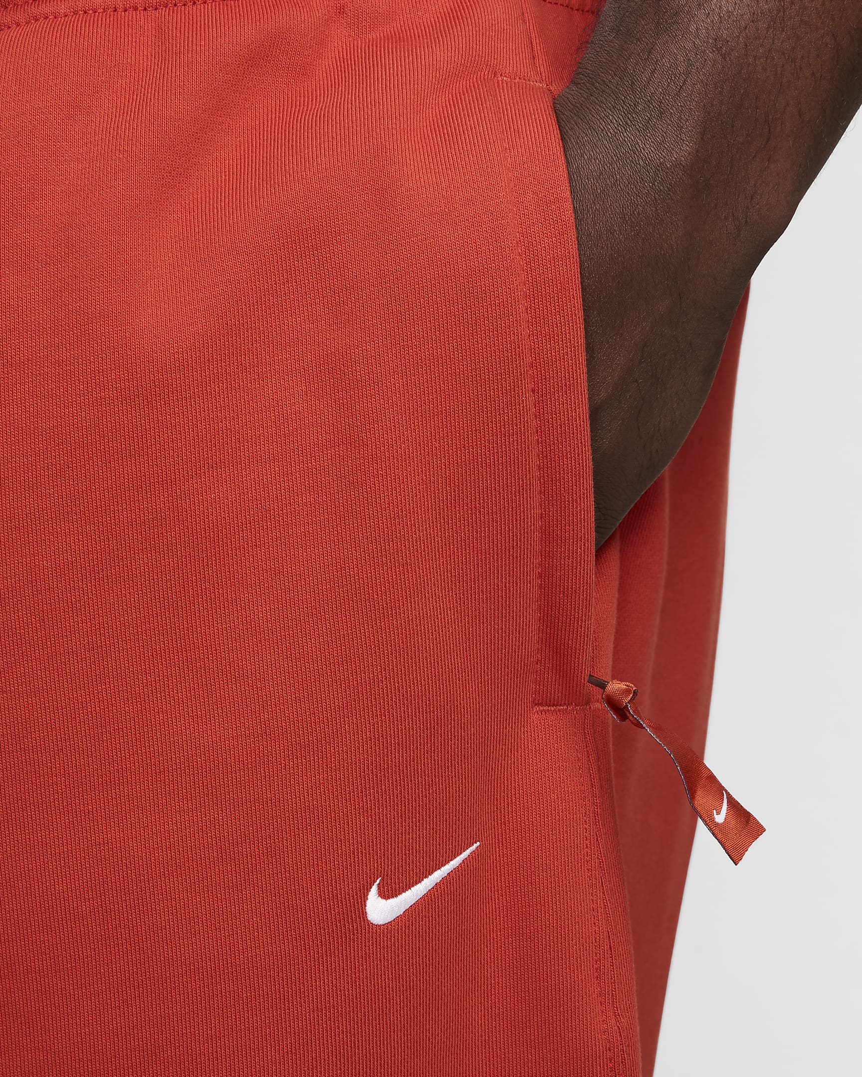 Nike Solo Swoosh Men's Fleece Trousers - Dragon Red/White