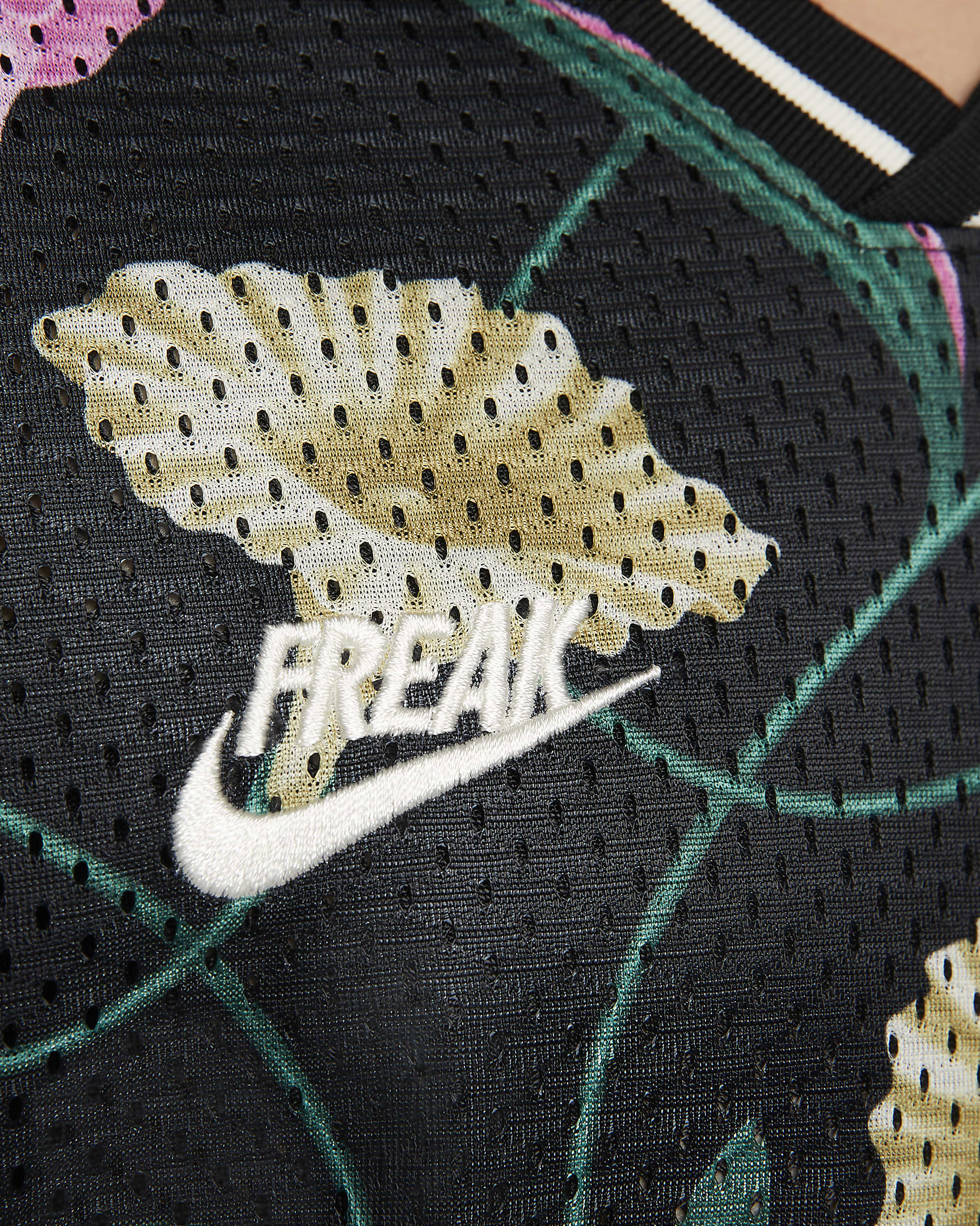 Giannis Men's Dri-FIT Printed DNA Basketball Jersey. Nike NZ