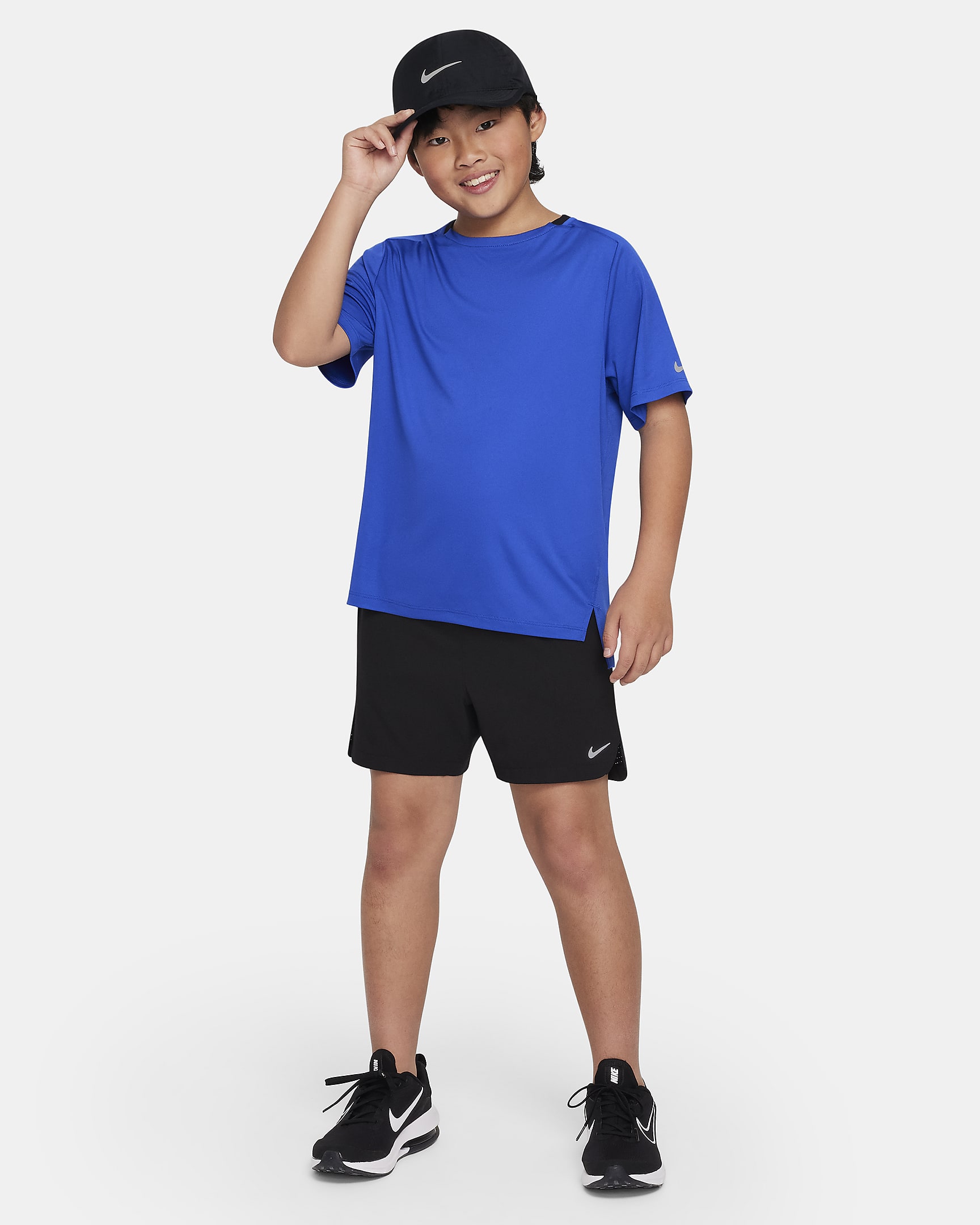 Nike Multi Older Kids' (boys') Dri-fit Training Top. Nike Bg