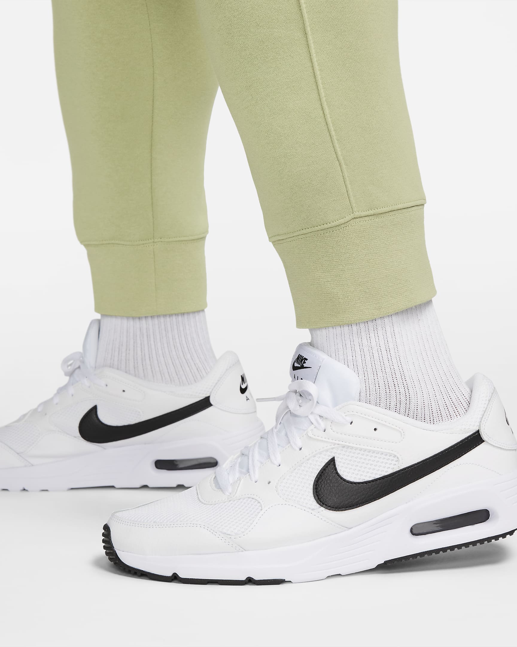 mens nike cargo