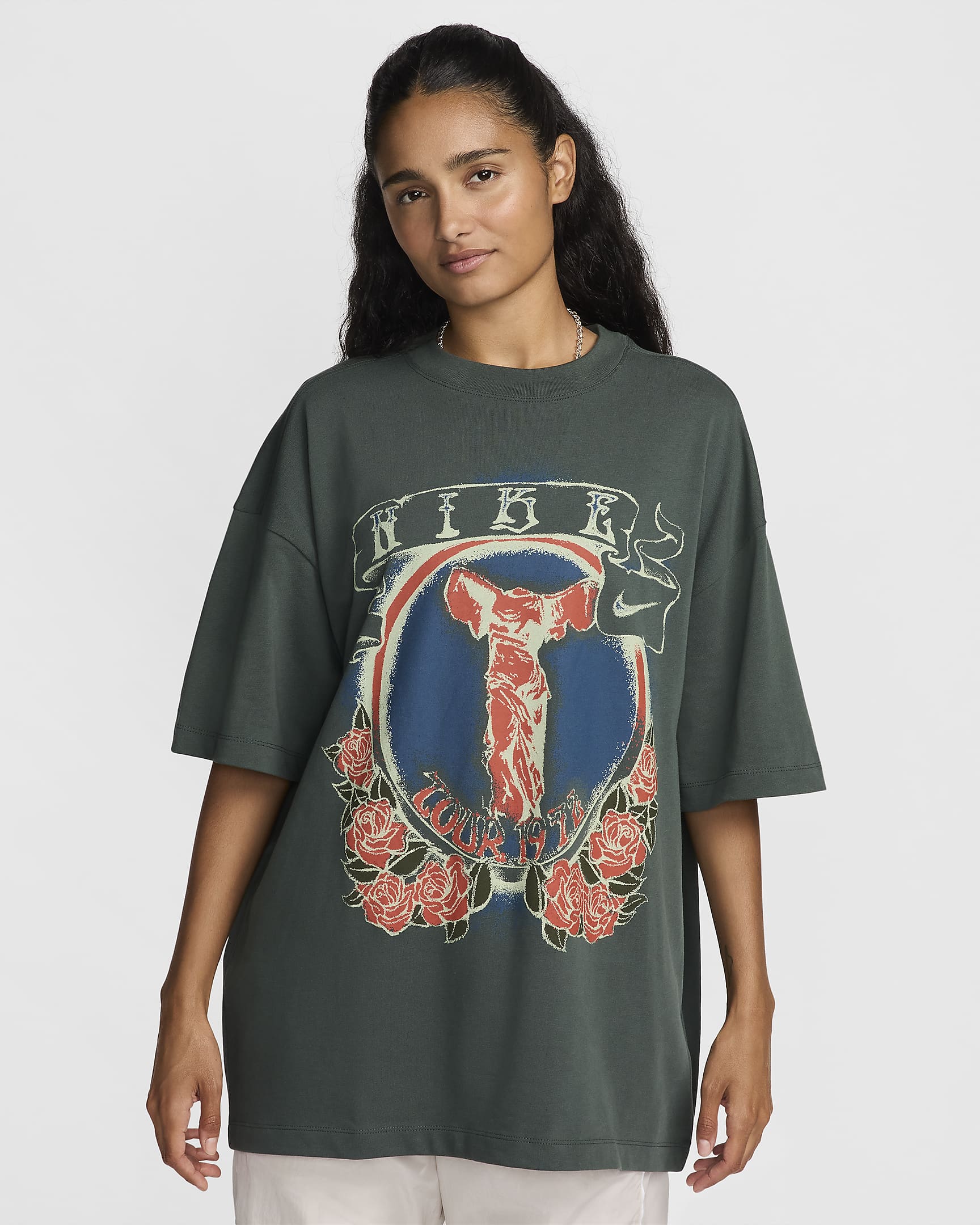 Nike Sportswear Essential Women's Oversized T-Shirt - Vintage Green/Picante Red