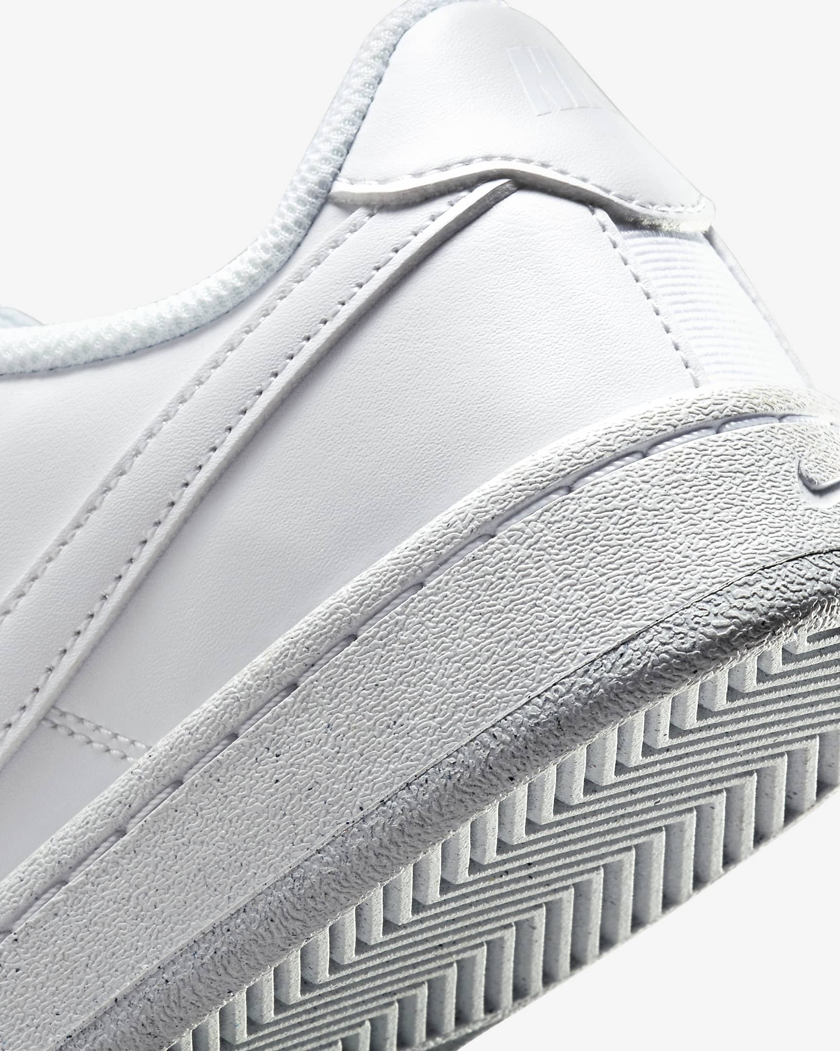 nike court royale 2 beige