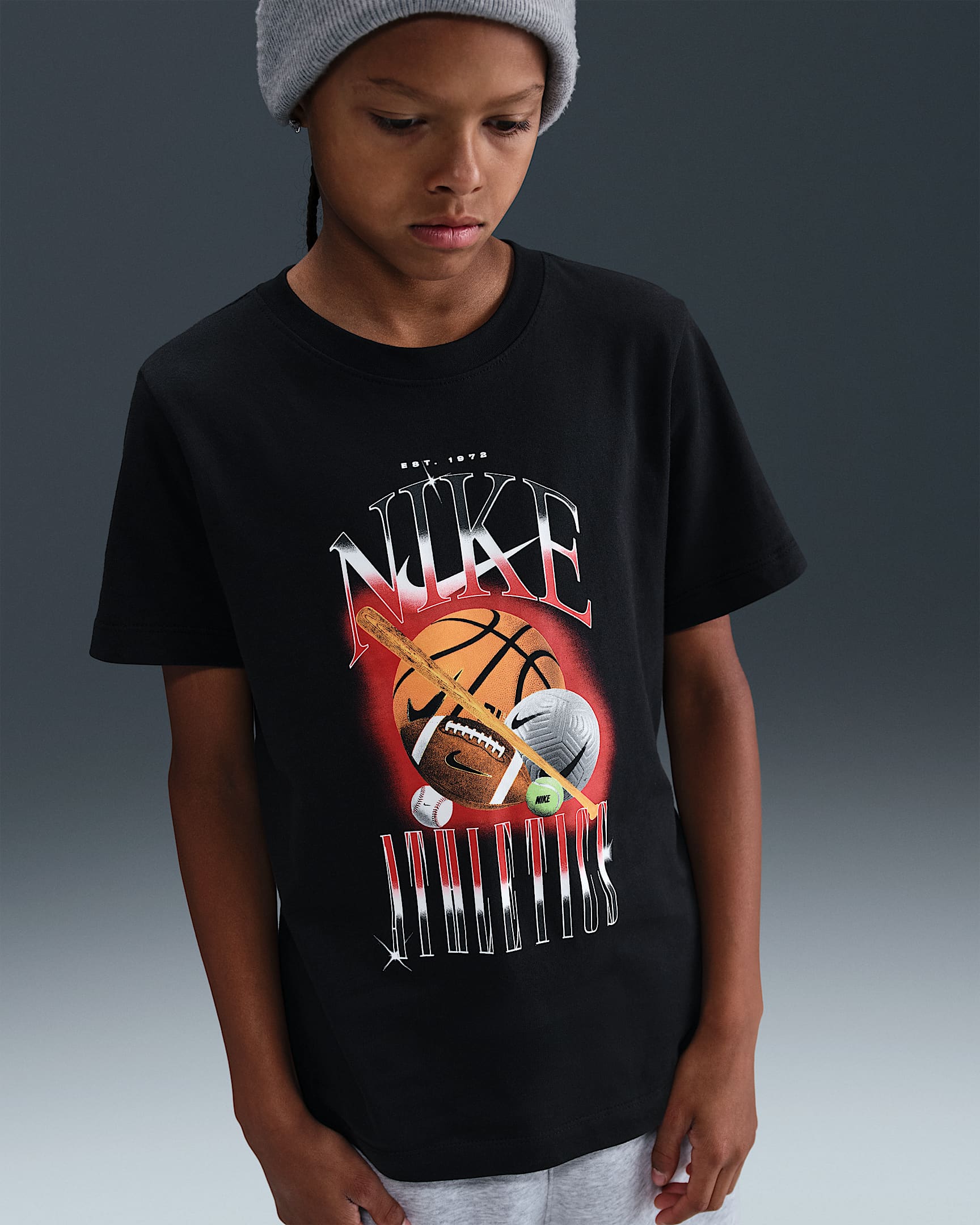 Playera para niños talla grande Nike Sportswear - Negro
