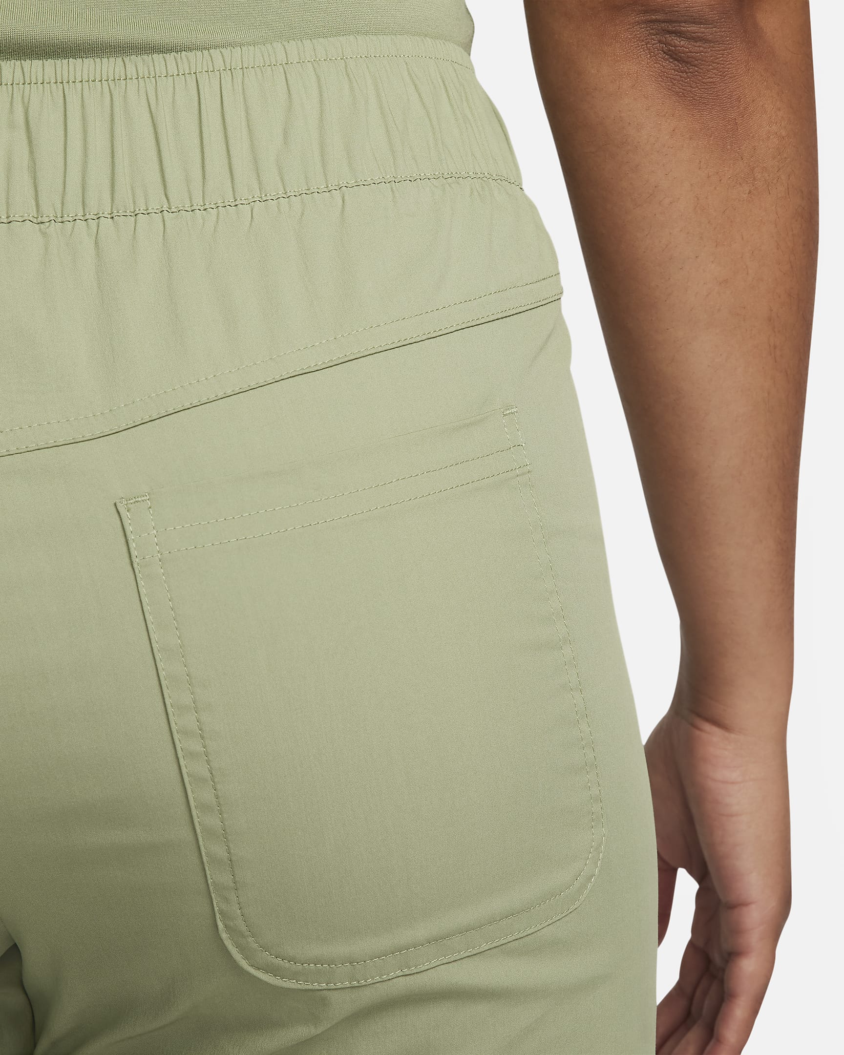 Nike Sportswear Essentials Women's Woven HighRise Trousers. Nike UK