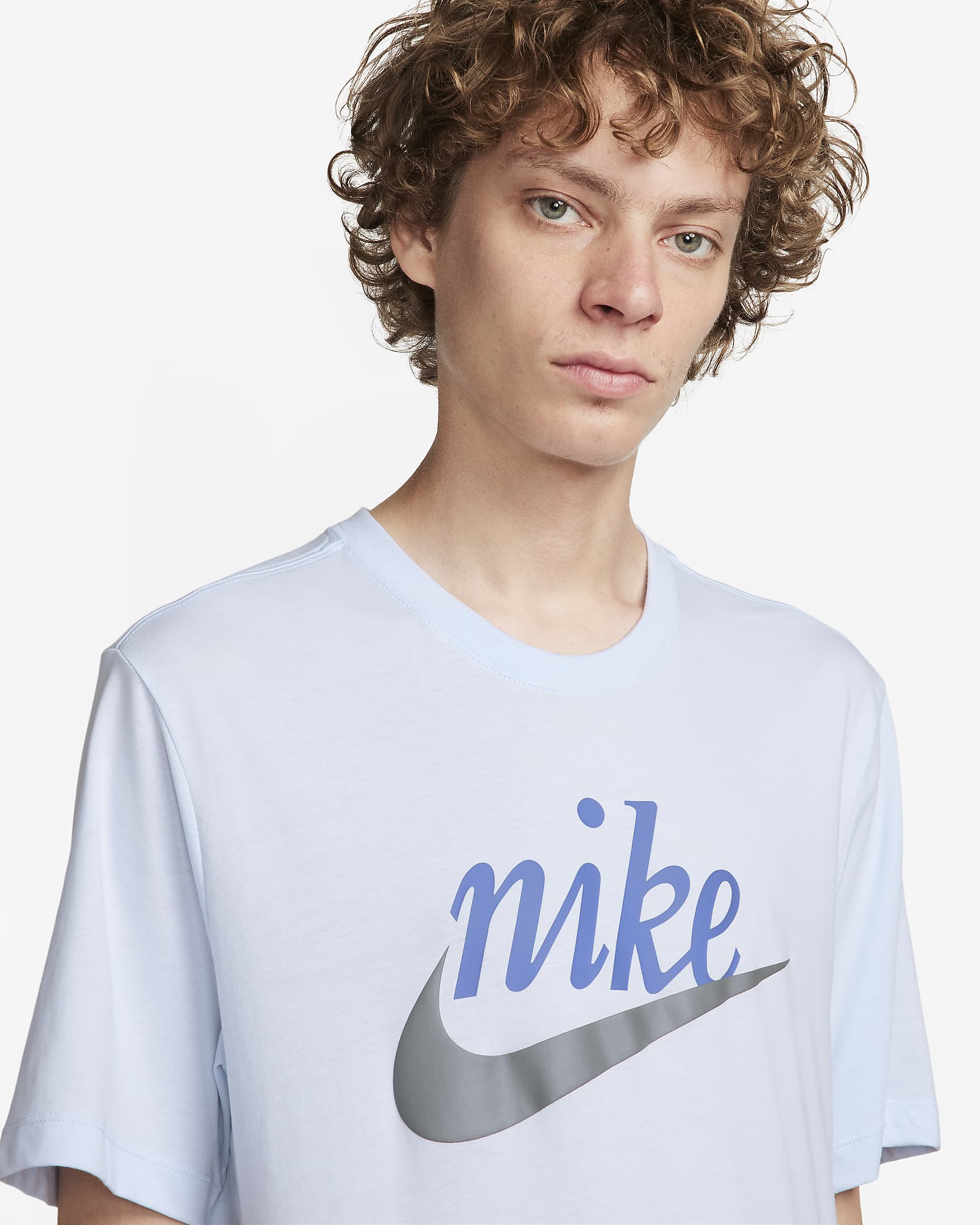 Nike Sportswear Men's T-Shirt. Nike.com