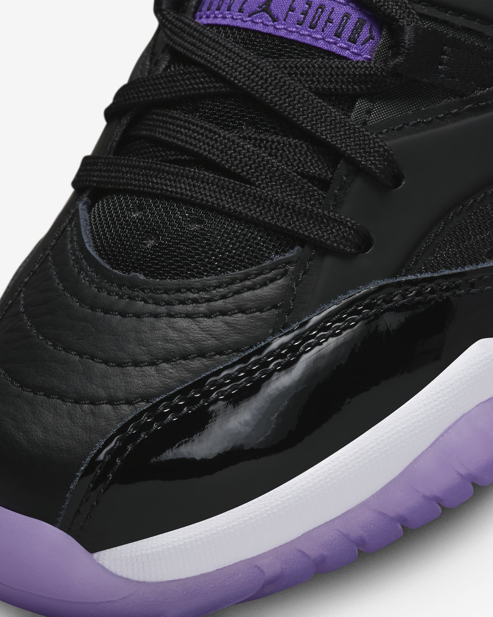 Jumpman Two Trey Women's Shoes. Nike PT