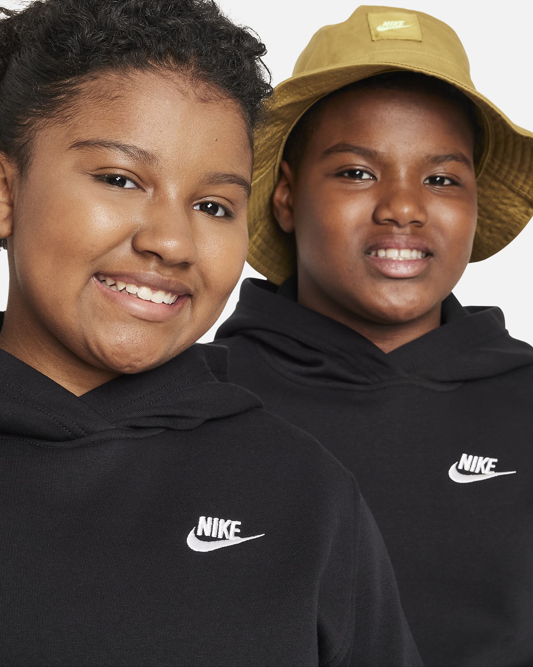 Nike Sportswear Club Fleece Older Kids' Pullover Hoodie (Extended Size ...