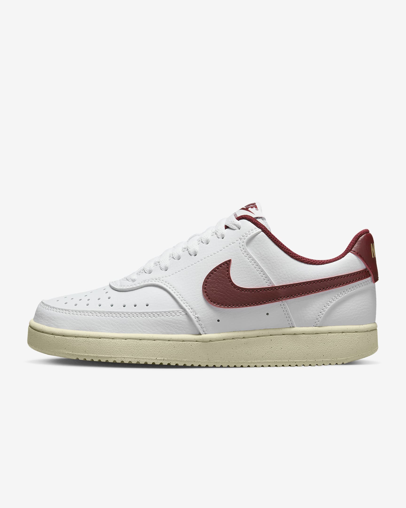 Nike Court Vision Low Next Nature damesko - Hvit/Muslin/Metallic Gold Star/Team Red