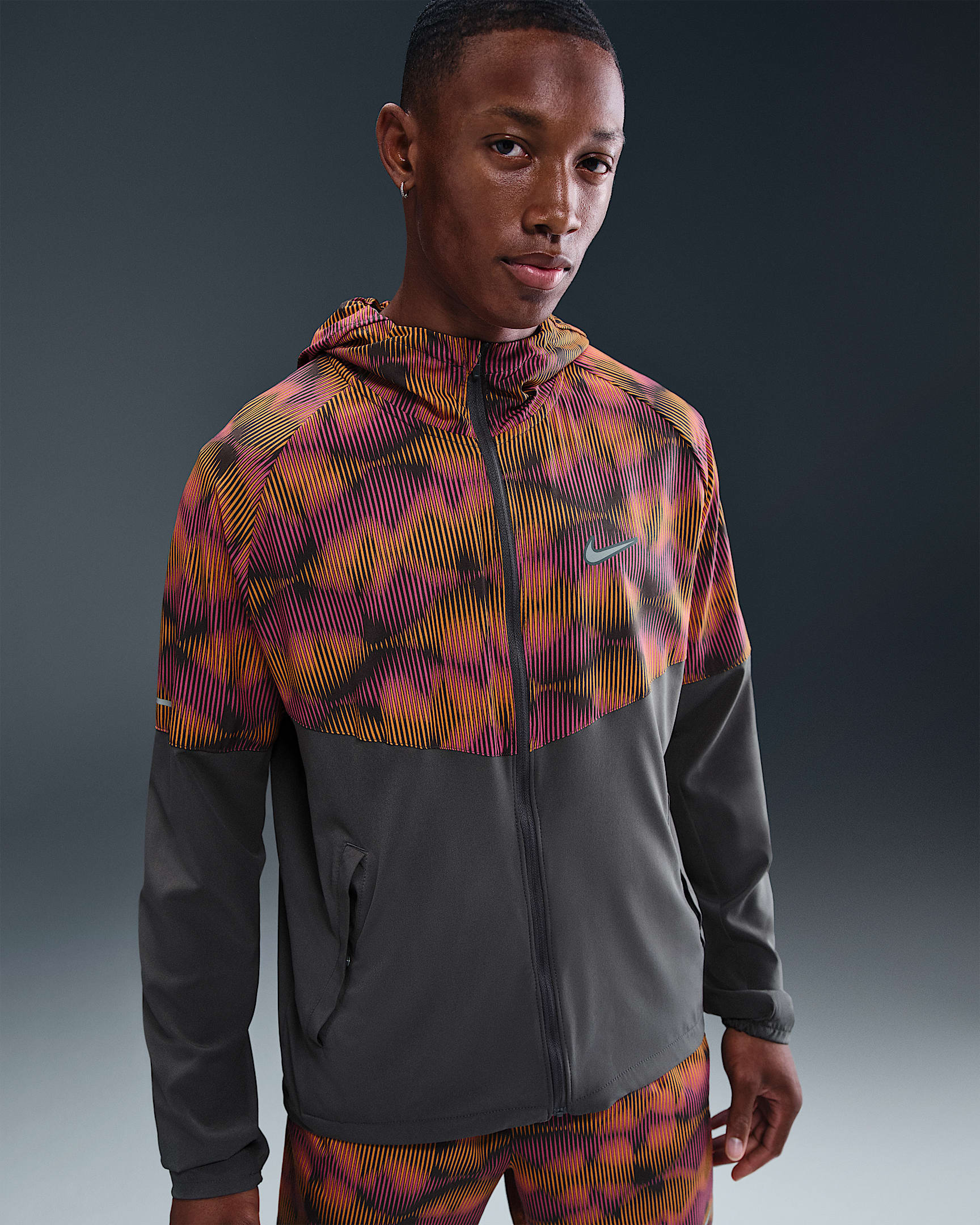 Nike Miler Men's Running Jacket - Iron Grey/Sundial/Playful Pink/Metallic Silver