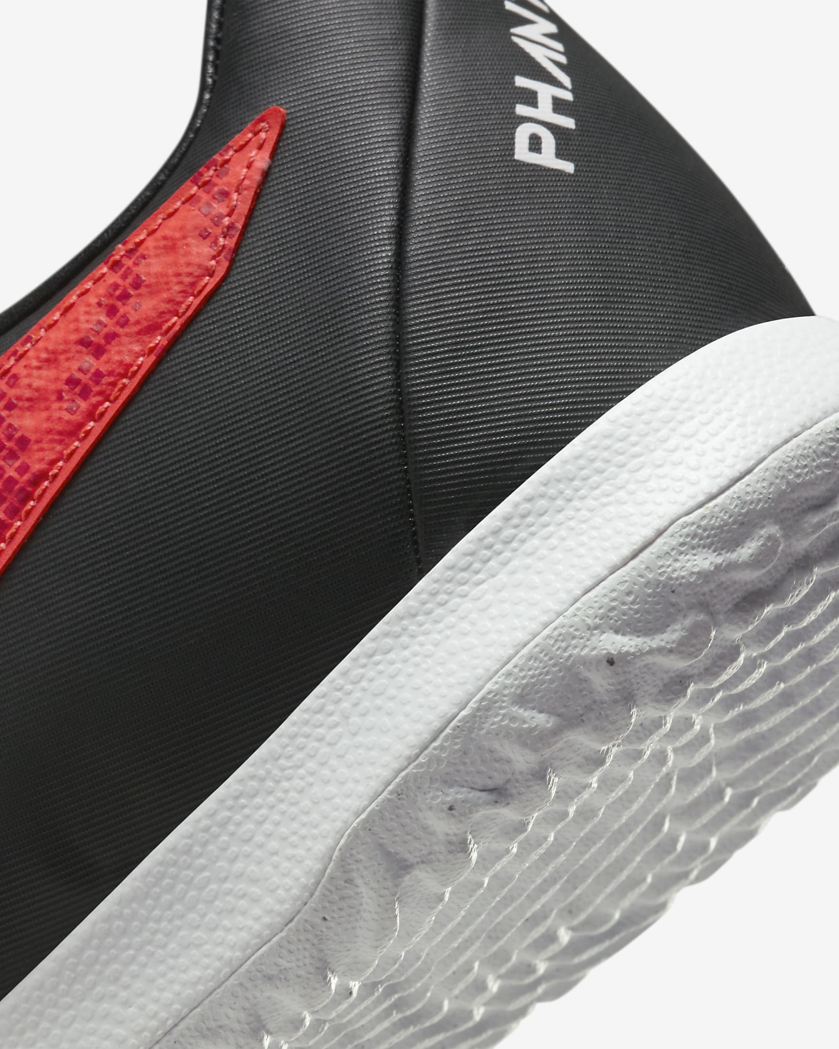 halowe-buty-pi-karskie-nike-phantom-gx-academy-nike-pl