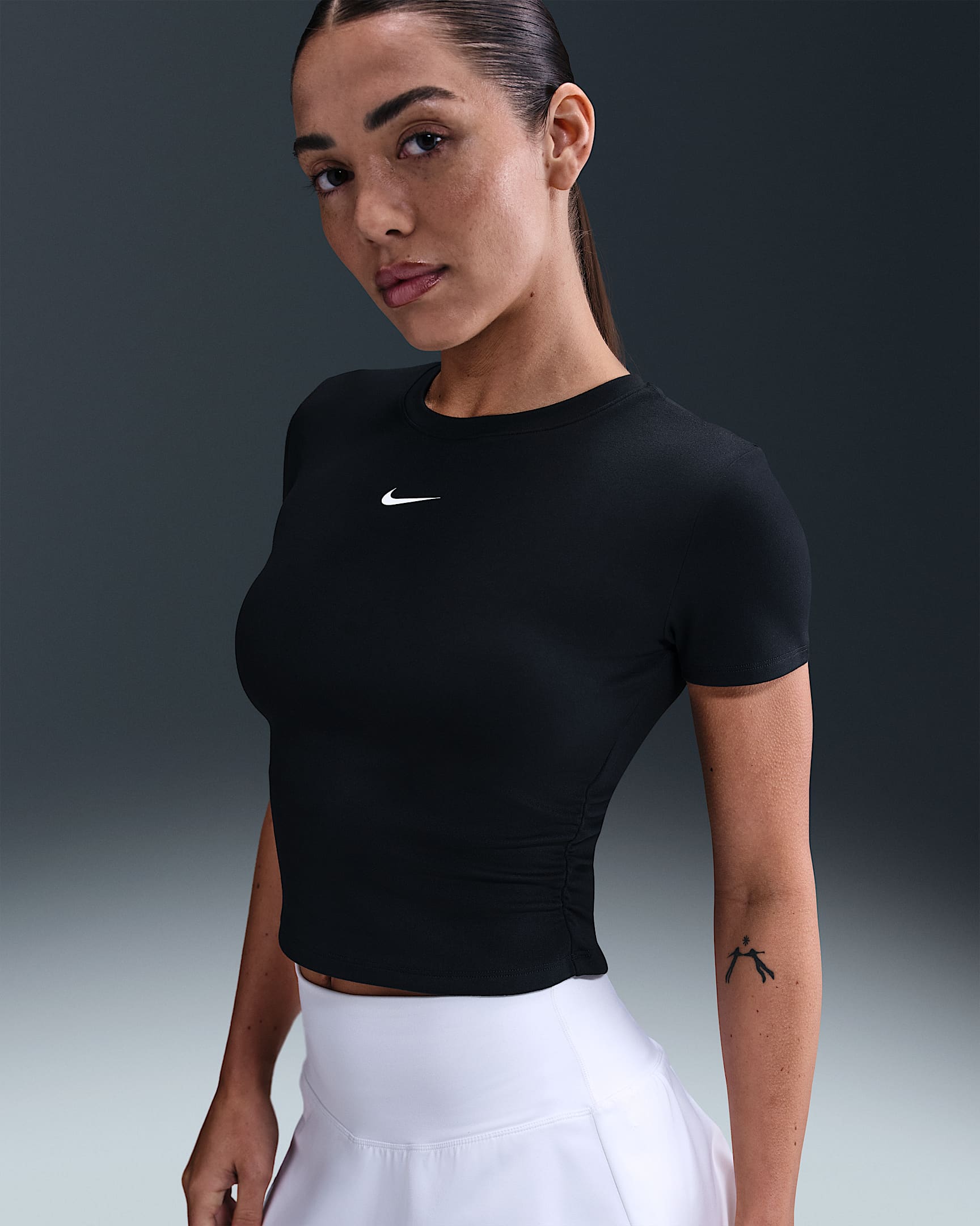 Nike One Women's Dri-FIT Short-Sleeve Top - Black/White
