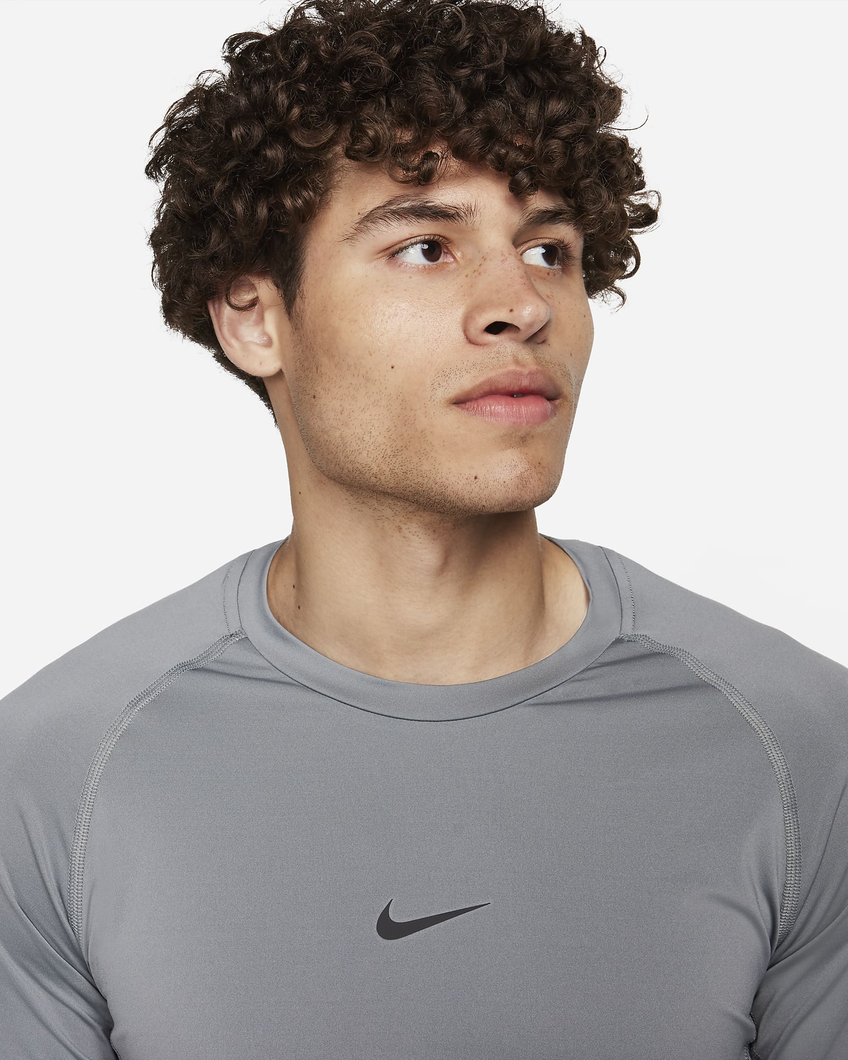Playera de fitness slim de manga larga Dri-FIT para hombre Nike Pro ...
