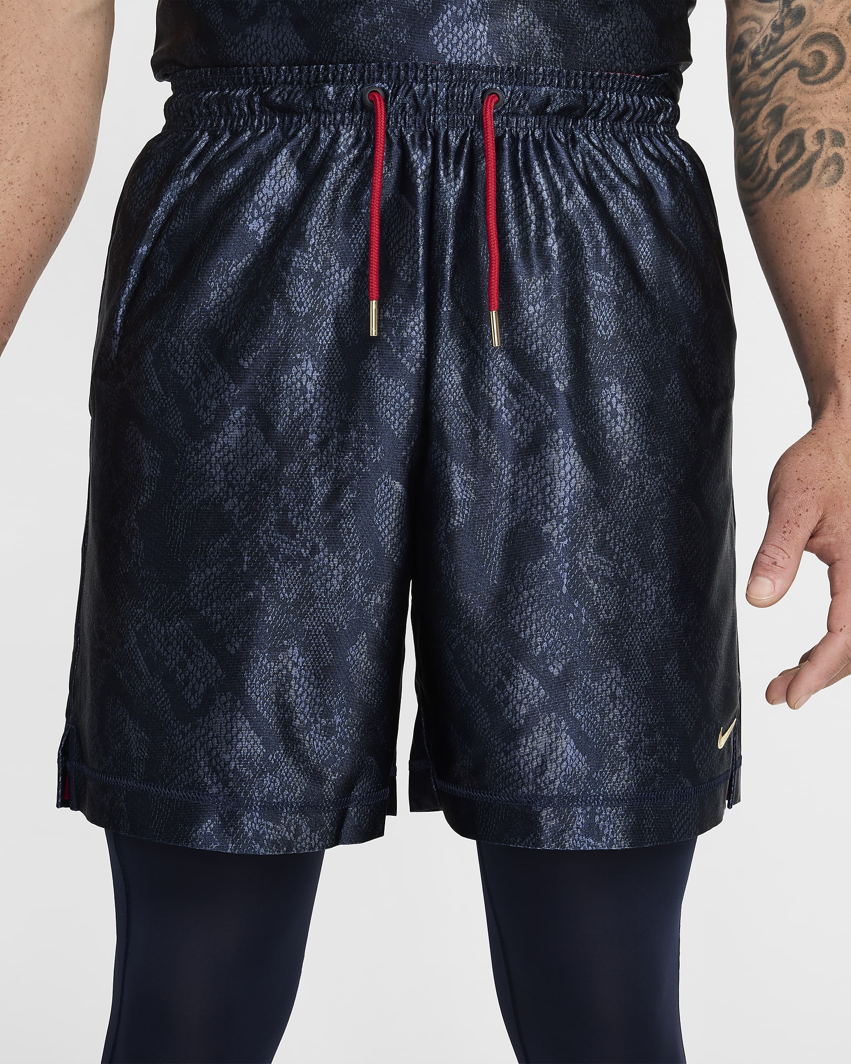 KB Men's 15cm (approx.) Nike Dri-FIT Standard Issue Reversible Basketball Shorts - Dark Obsidian/Varsity Red/Jersey Gold