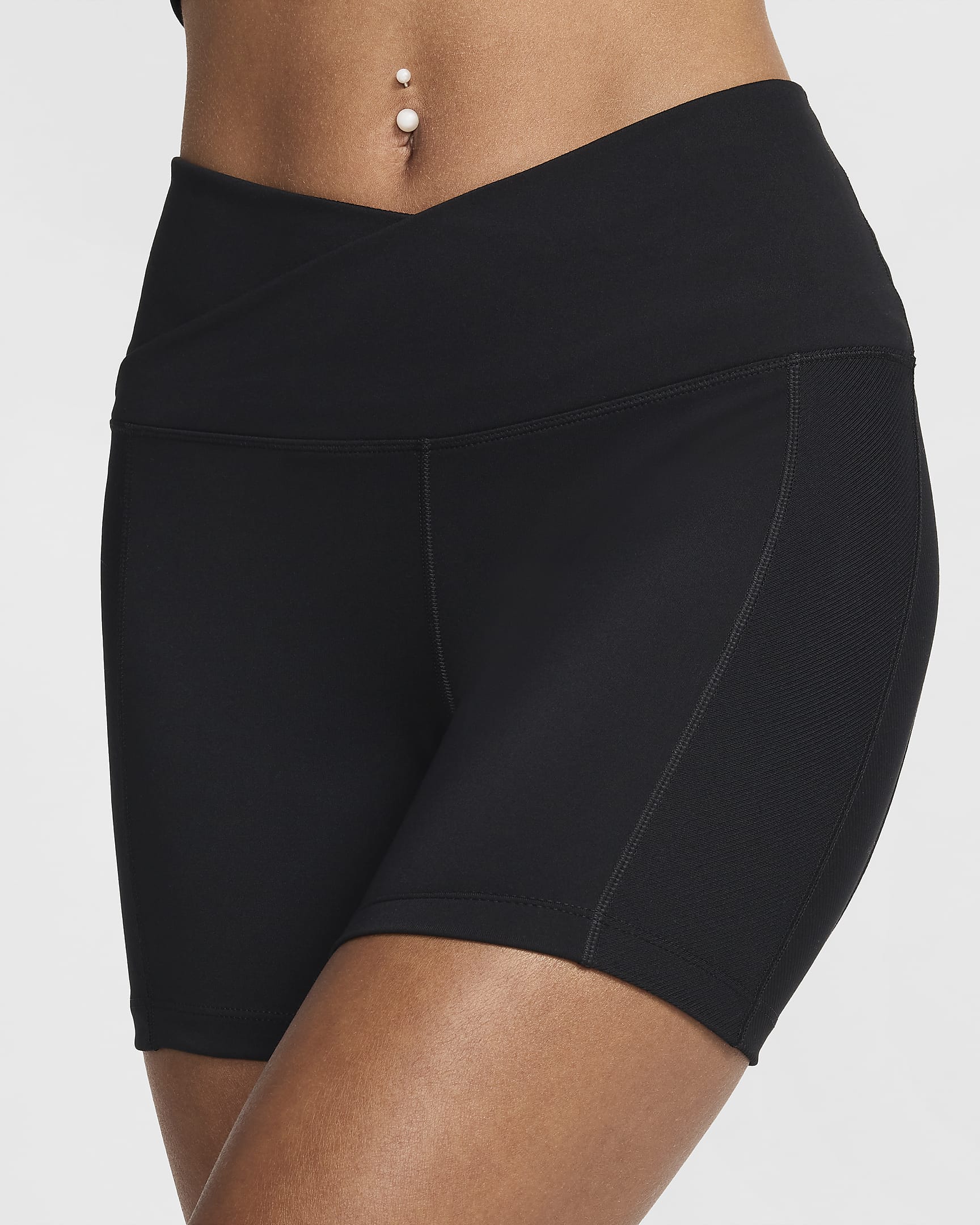 Nike One Wrap sykkelshorts med høyt liv til dame (13 cm) - Svart/Svart