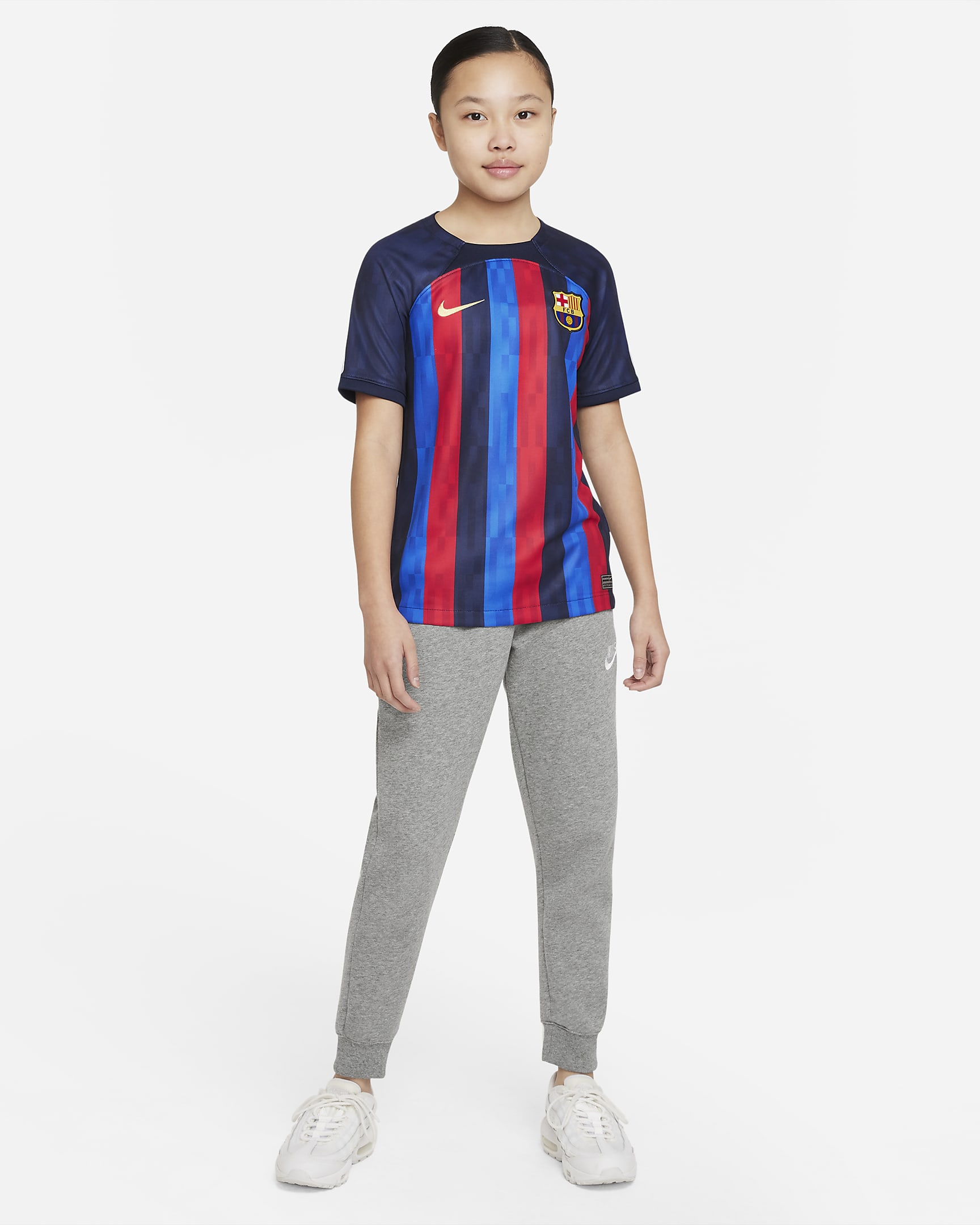 F.C. Barcelona 2022/23 Stadium Home Older Kids' Nike Dri-FIT Football ...