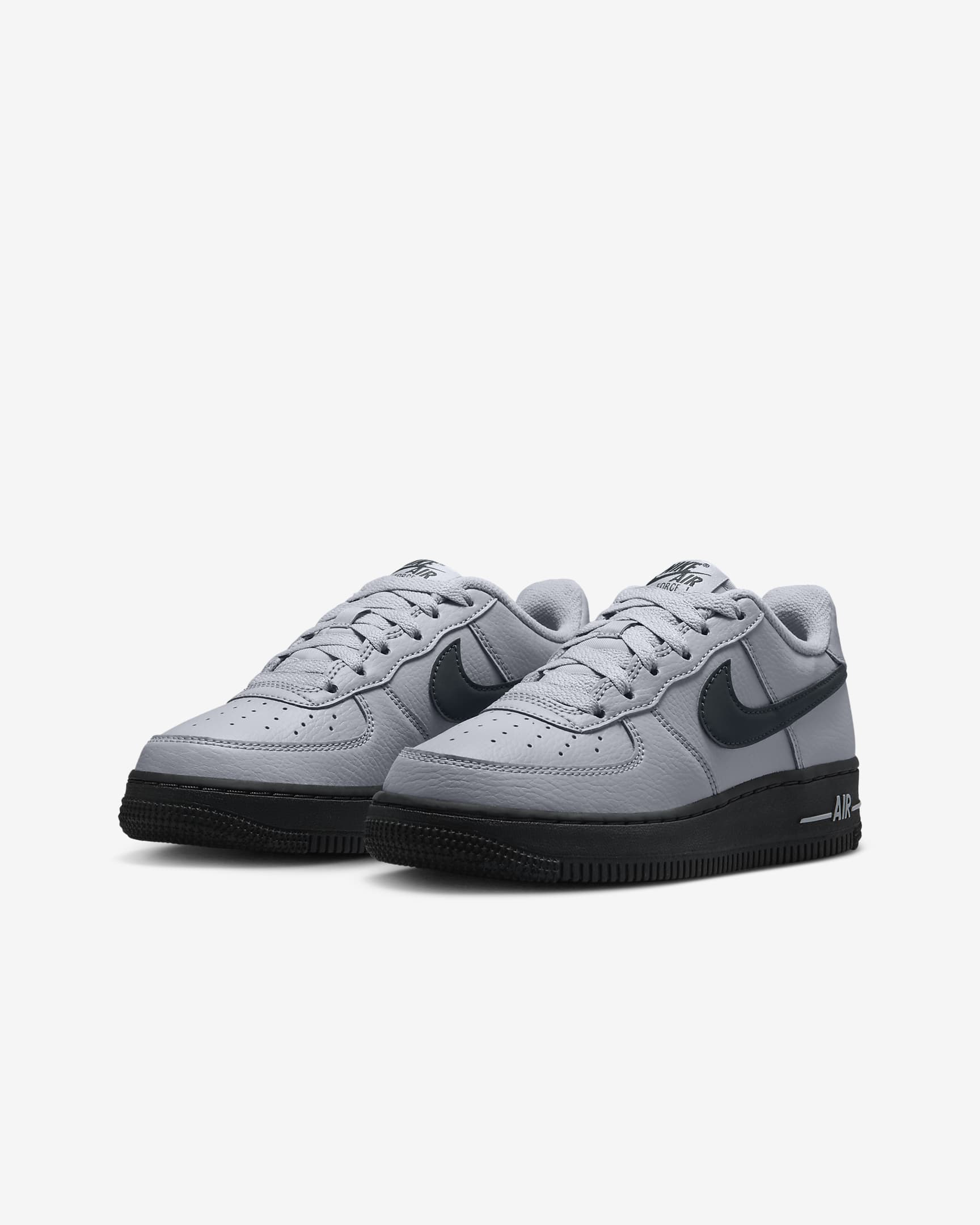 Nike Air Force 1 Older Kids' Shoes - Wolf Grey/Dark Smoke Grey