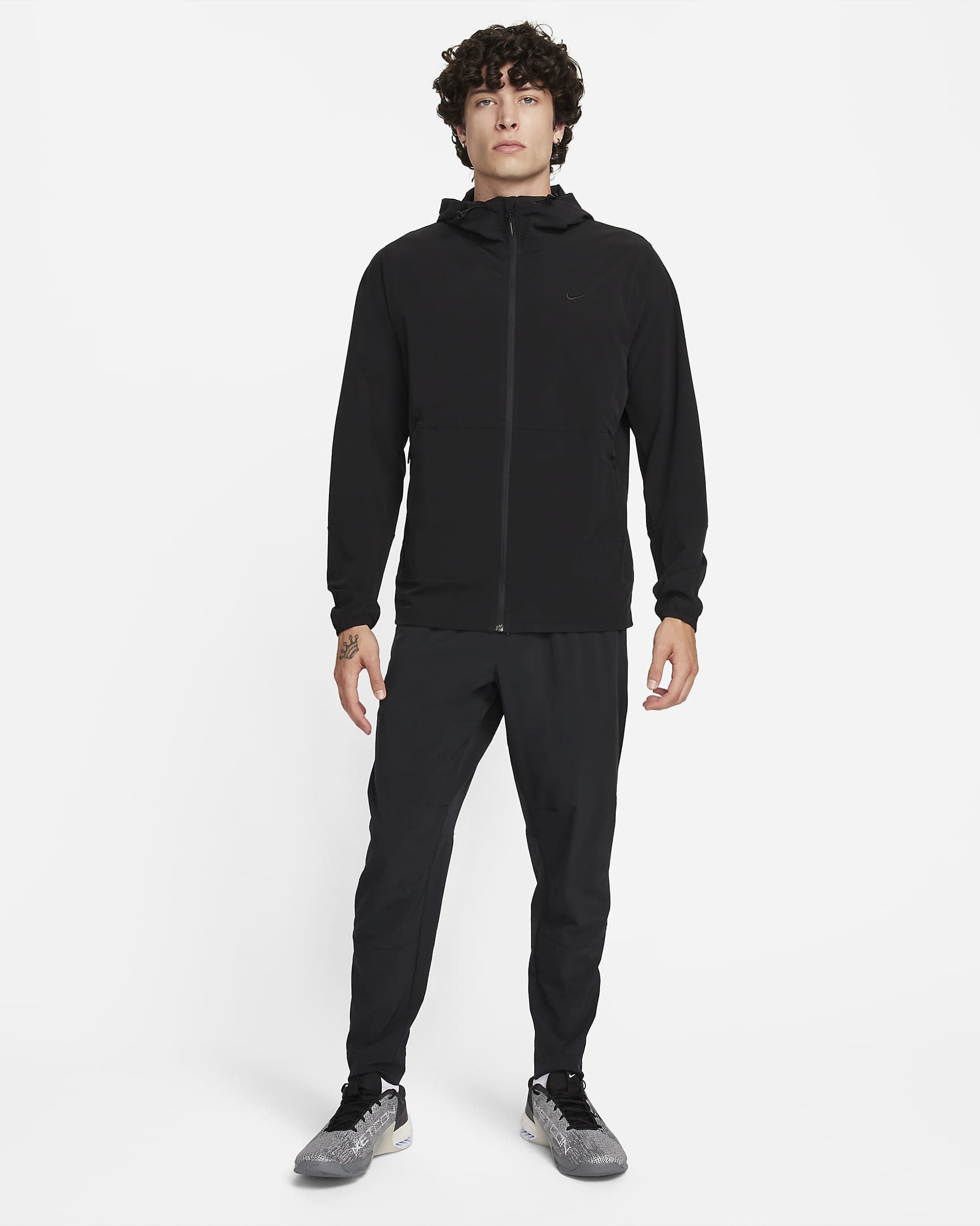 Nike Unlimited vielseitige, wasserabweisende Jacke mit Kapuze für Herren - Schwarz/Schwarz/Schwarz