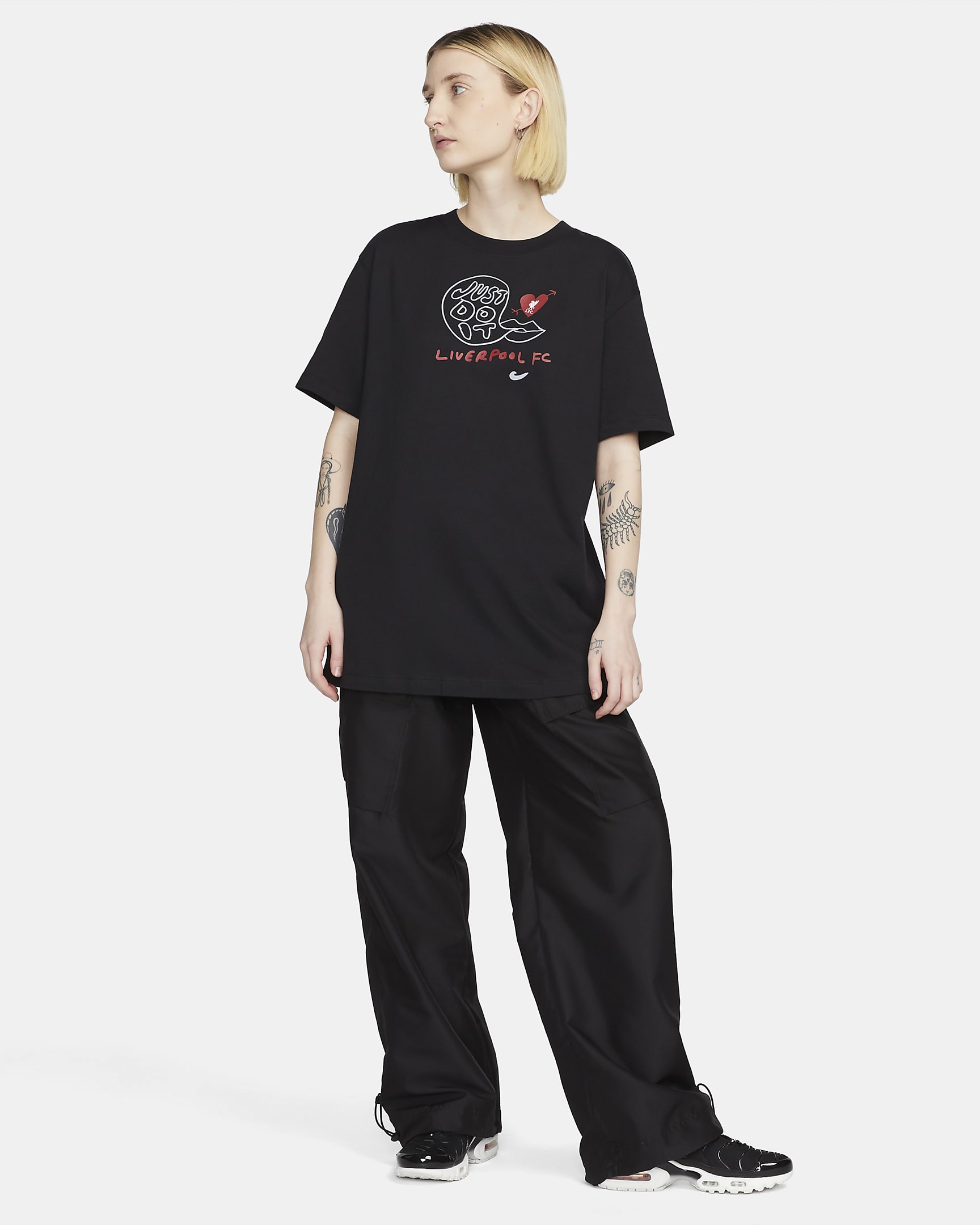 Liverpool F.C. Women's Nike Football TShirt. Nike ID