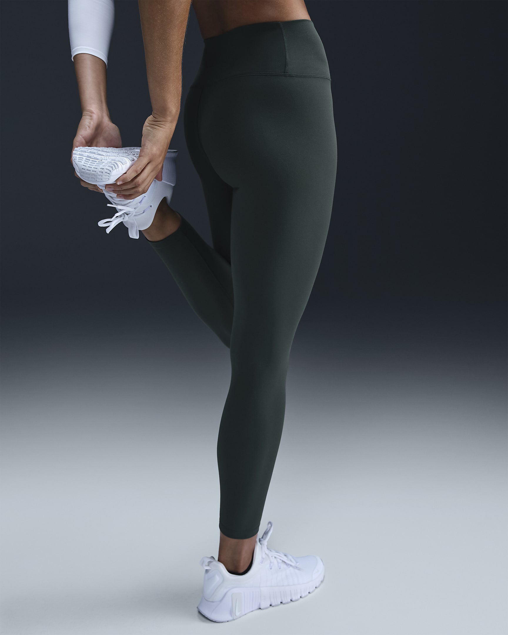 Nike One 7/8-Leggings mit hohem Bund für Damen - Vintage Green/Schwarz