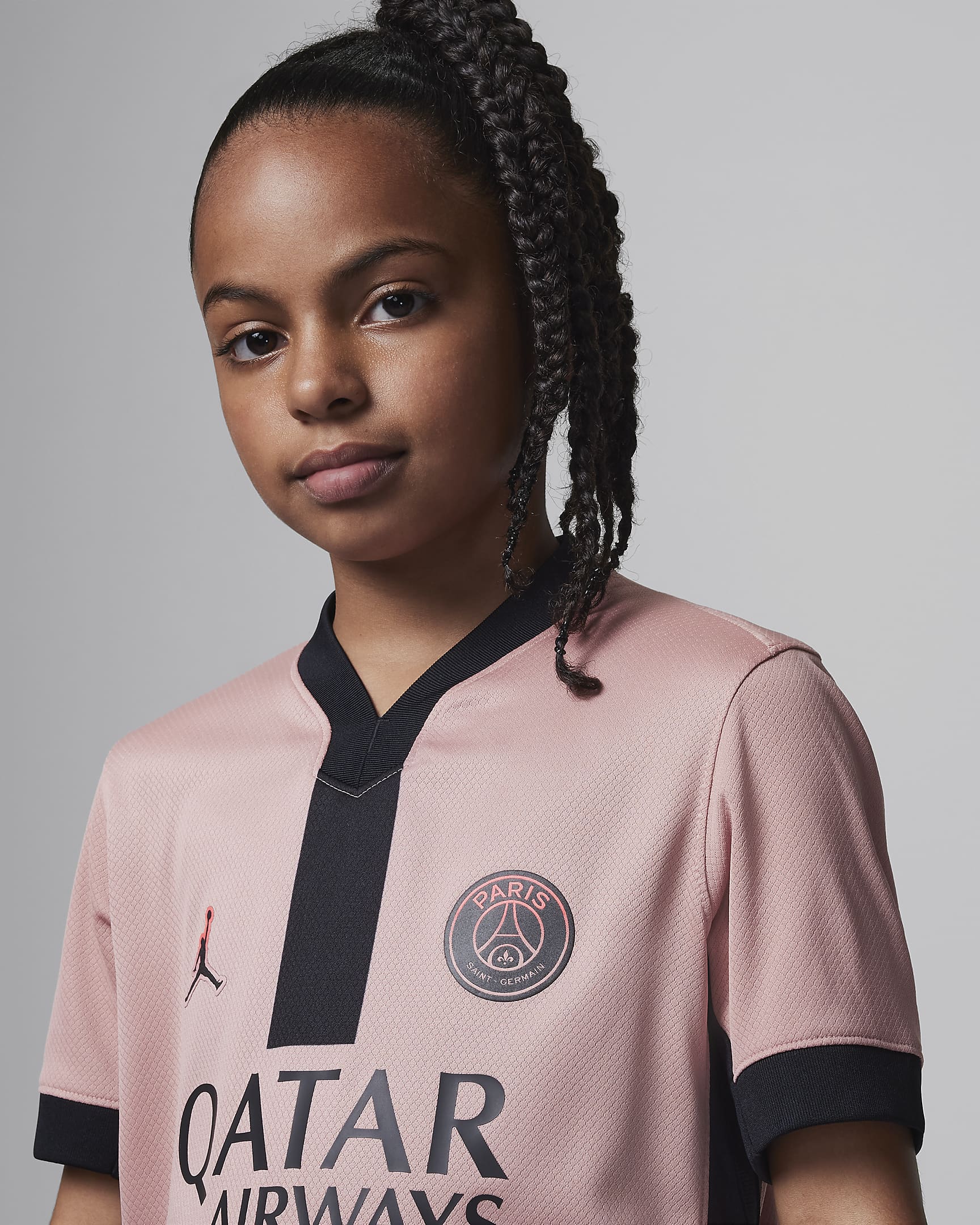 Koszulka piłkarska dla dużych dzieci Jordan Dri-FIT Paris Saint-Germain Stadium 2024/25 (wersja trzecia) – replika - Rust Pink/Czerń/Czerń