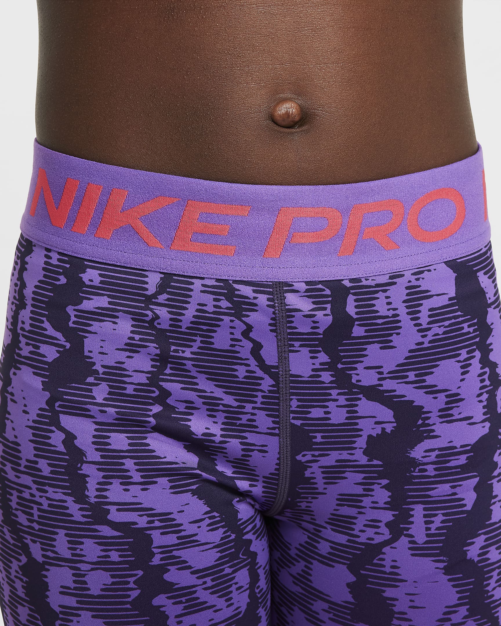 Nike Pro Dri-FIT 8 cm-es rövidnadrág lányoknak - Dark Raisin/Black Raspberry/Aster Pink