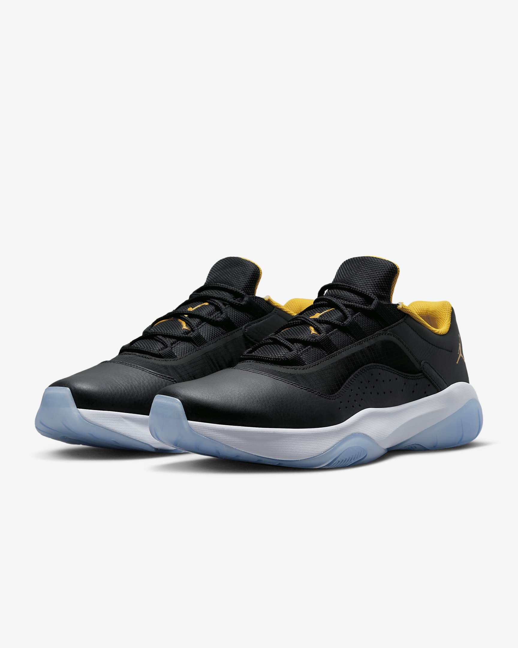Air Jordan 11 CMFT Low Men's Shoes. Nike CH
