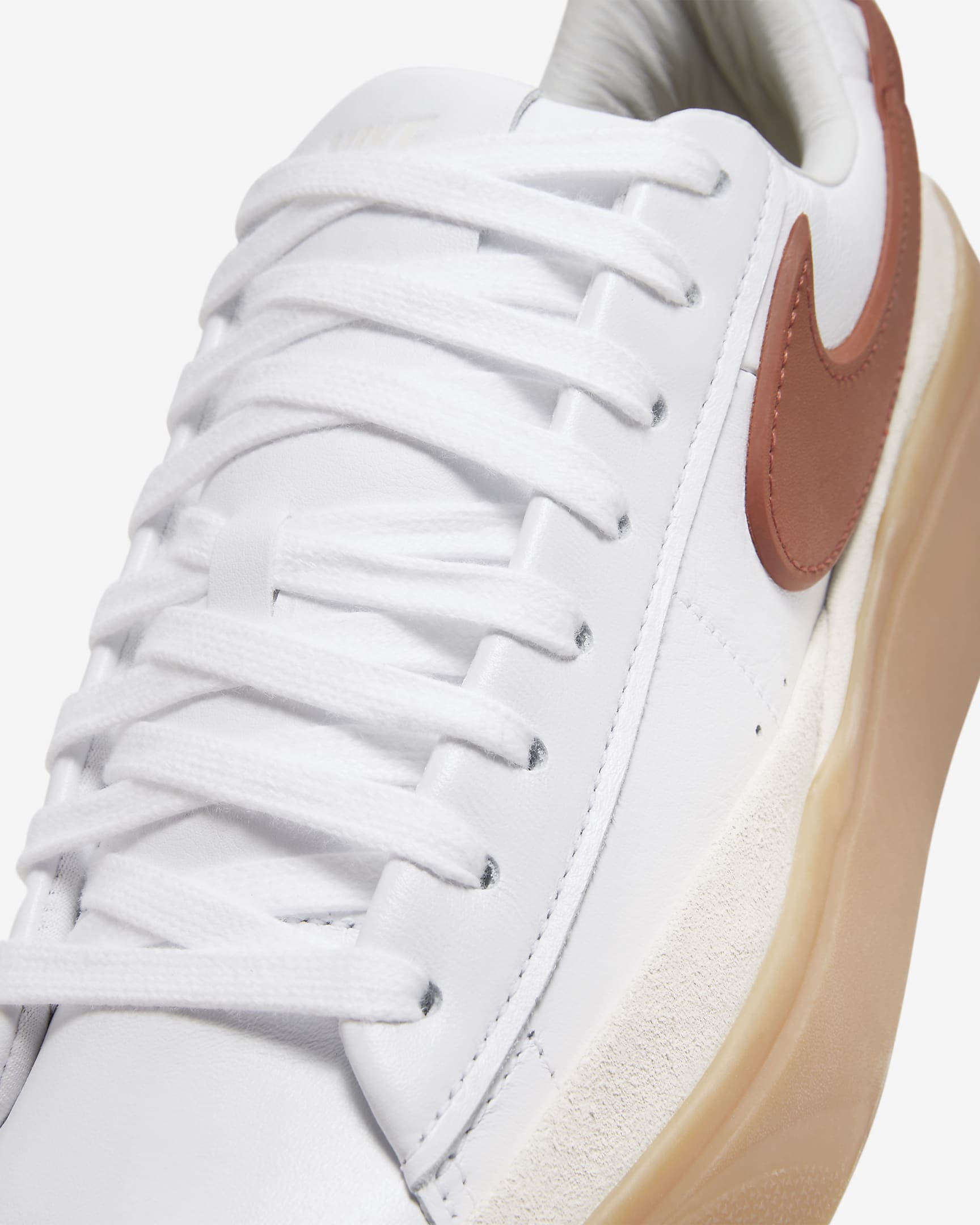 รองเท้าผู้ชาย Nike Blazer Phantom Low - ขาว/Summit White/Gum Yellow/Dark Russet