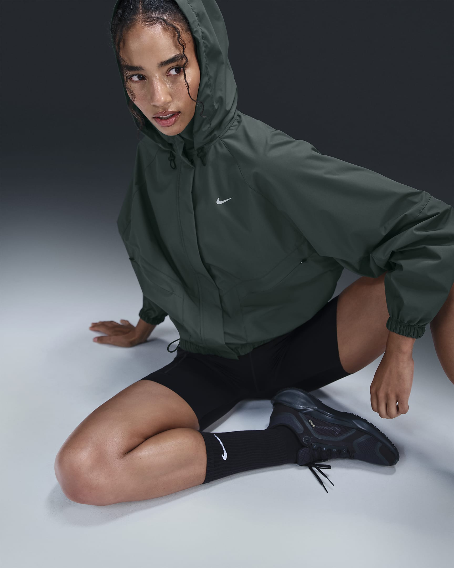 Nike Storm-FIT Swift Women's Running Jacket - Vintage Green/Black