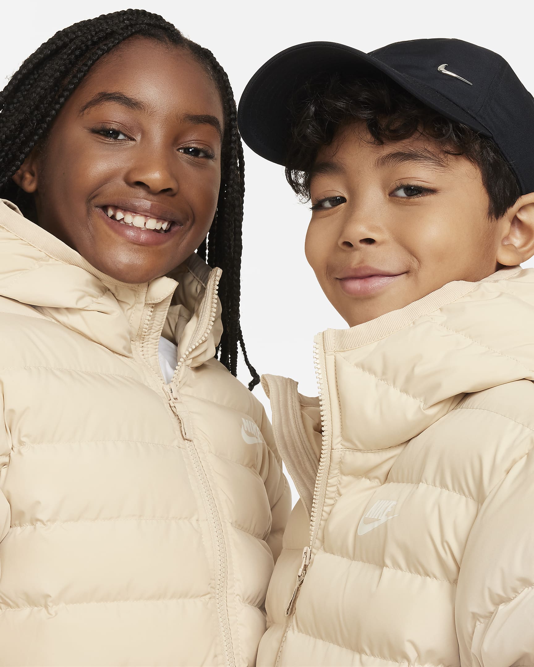 Nike Sportswear Lightweight Synthetic Fill Older Kids' Loose Hooded Jacket - Sand Drift/Sand Drift/White