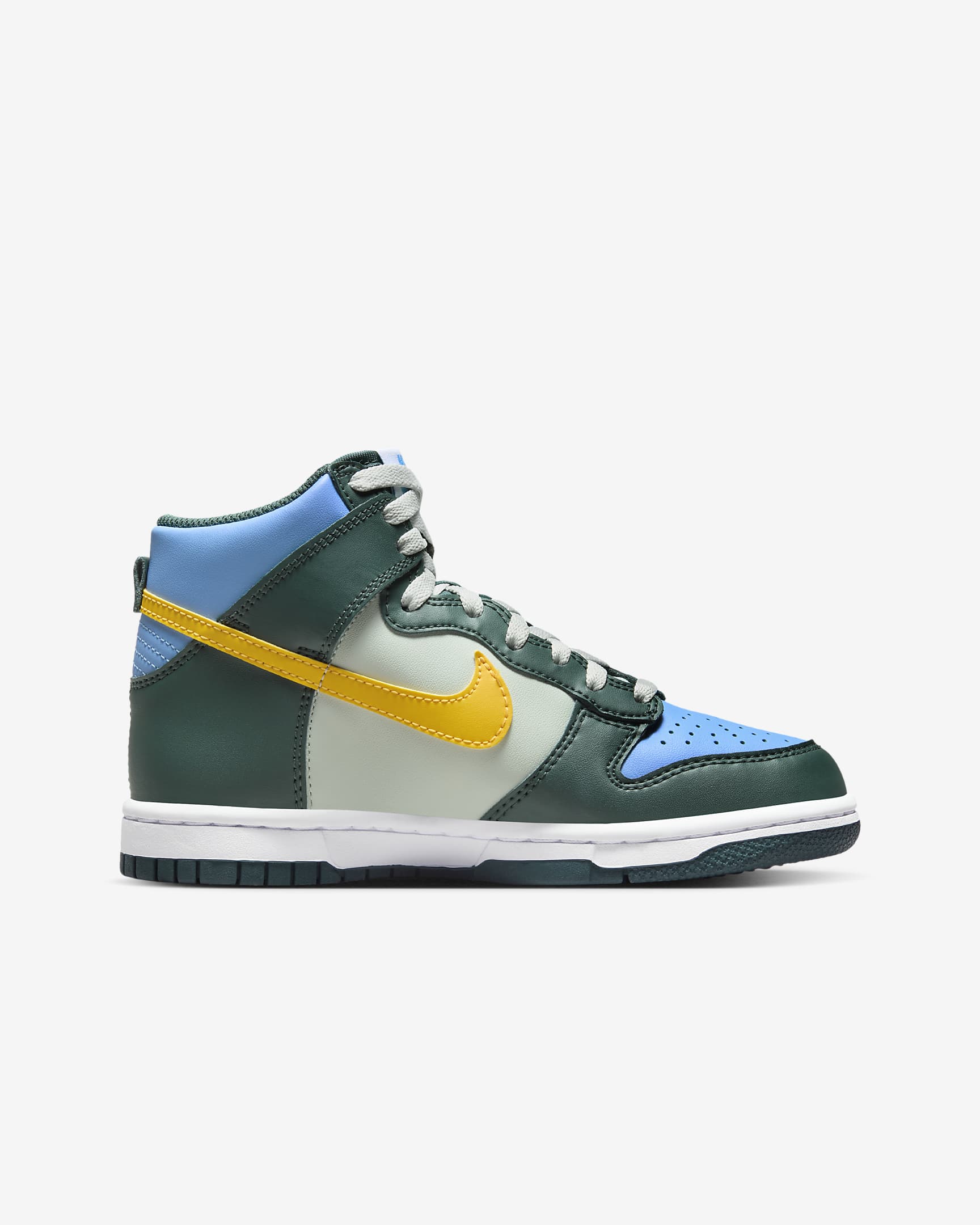 Nike Dunk High Older Kids' Shoes. Nike PH