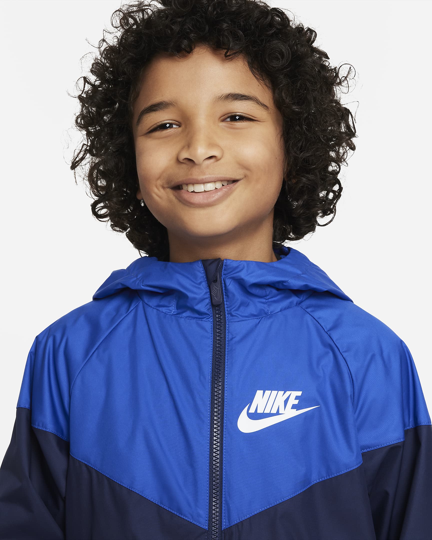 Nike Sportswear Windrunner Older Kids' (Boys') Loose Hip-Length Hooded ...