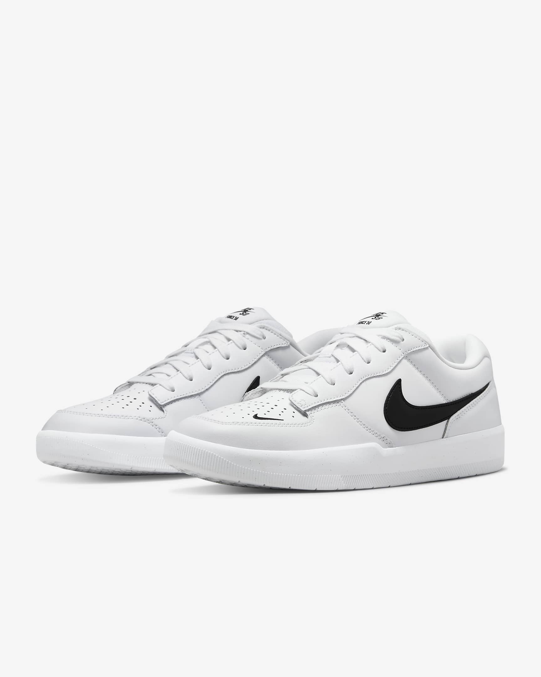 Nike SB Force 58 Premium gördeszkás cipő - Fehér/Fehér/Fehér/Fekete