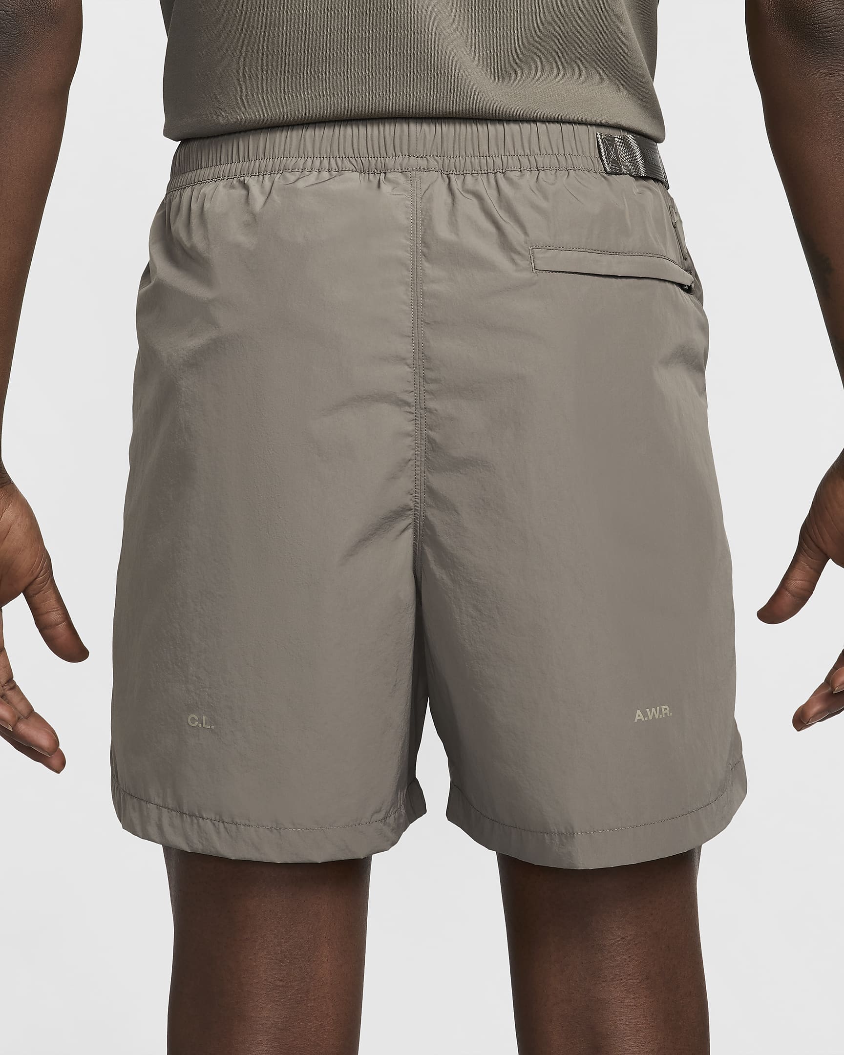 Shorts de nylon NOCTA Cardinal - Gris oliva/Fósil lunar/Fósil lunar