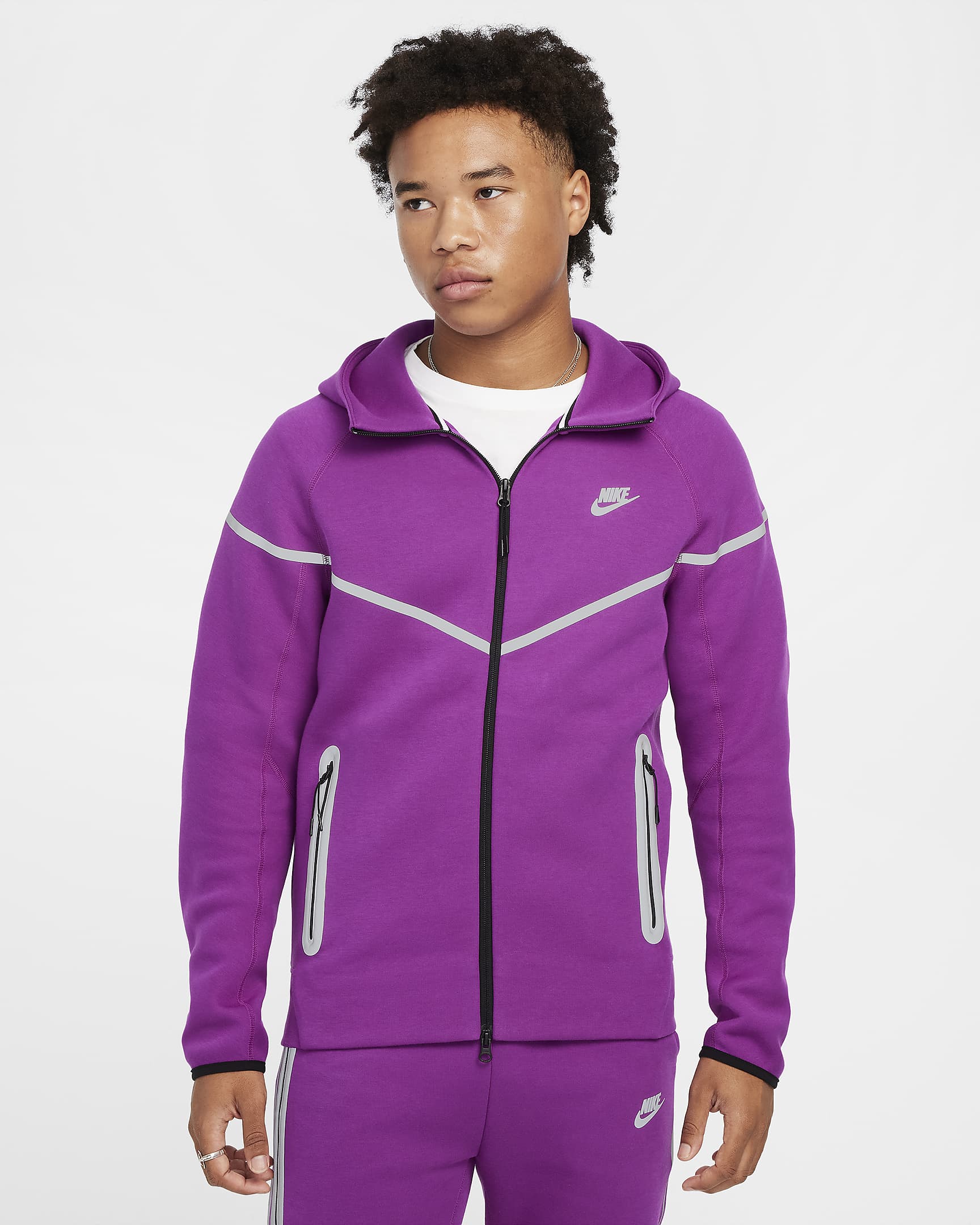 Nike Tech Windrunner Men's Fleece Full-Zip Jacket - Bold Berry