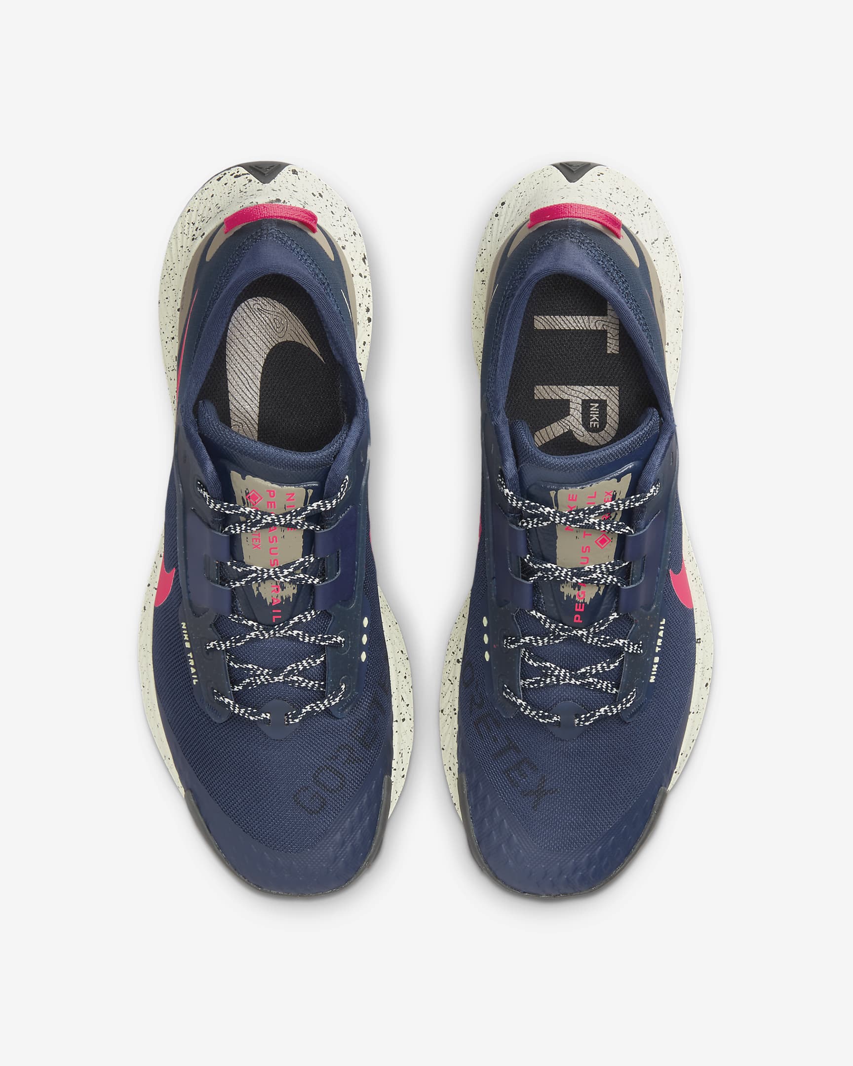 Nike Pegasus Trail 3 GORETEX Men's Waterproof Trail Running Shoes. Nike AT