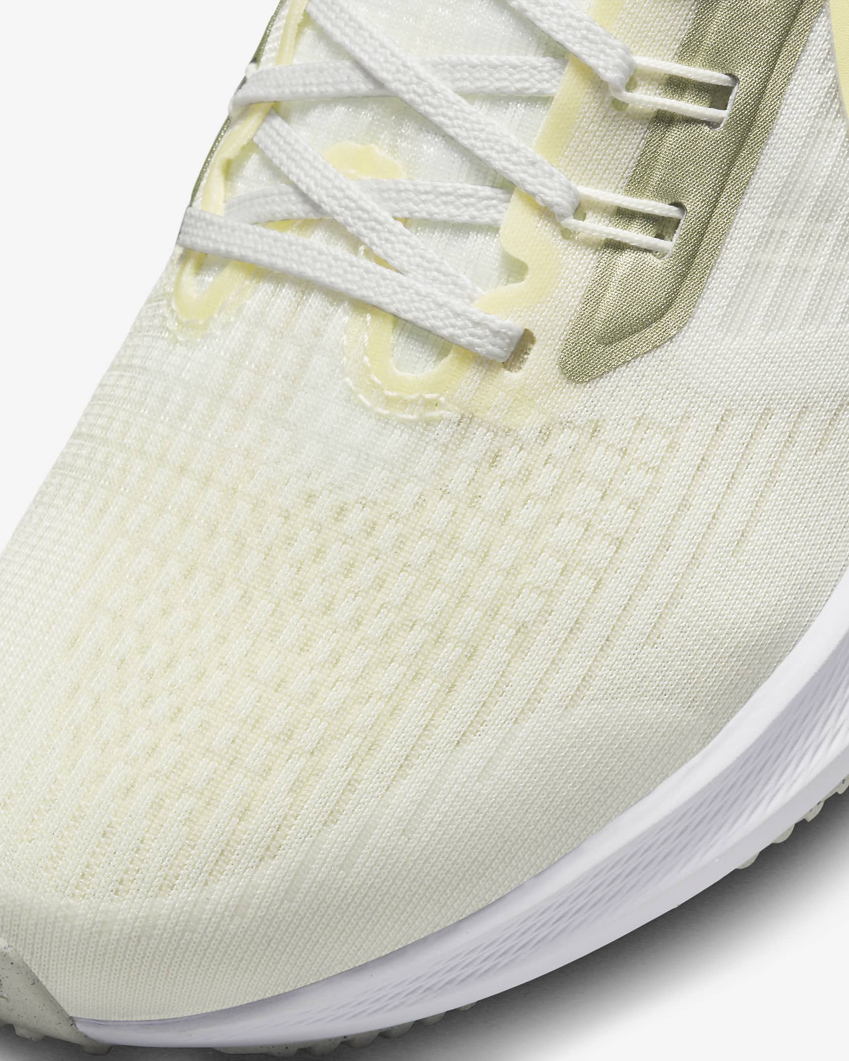 road runner shoes nike