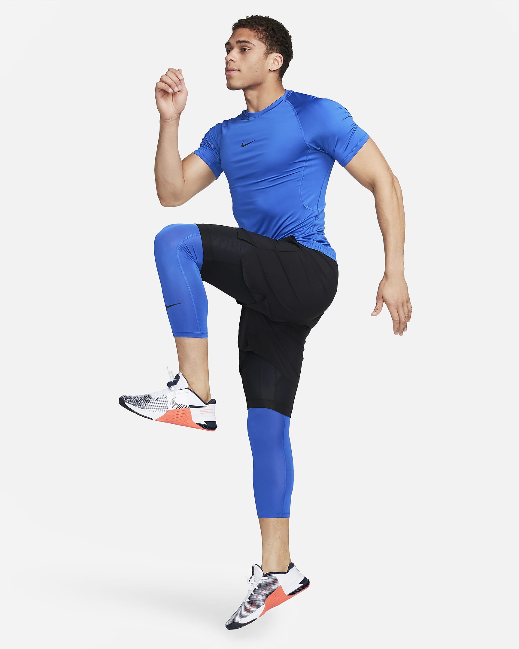 Nike Pro Men's DriFIT 3/4Length Fitness Tights.