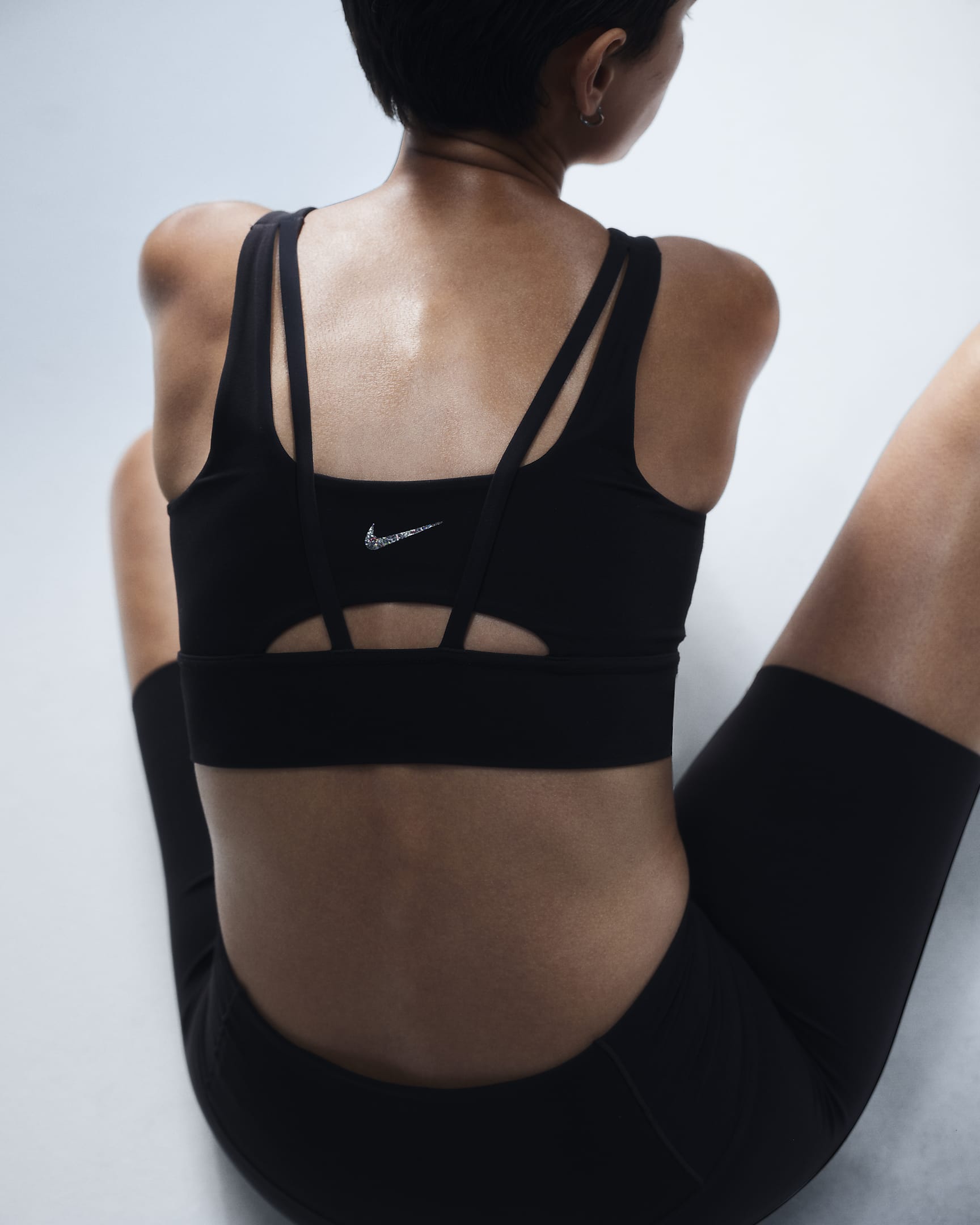 Nike Zenvy Women's Medium-Support Padded Longline Sports Bra - Black/Sail