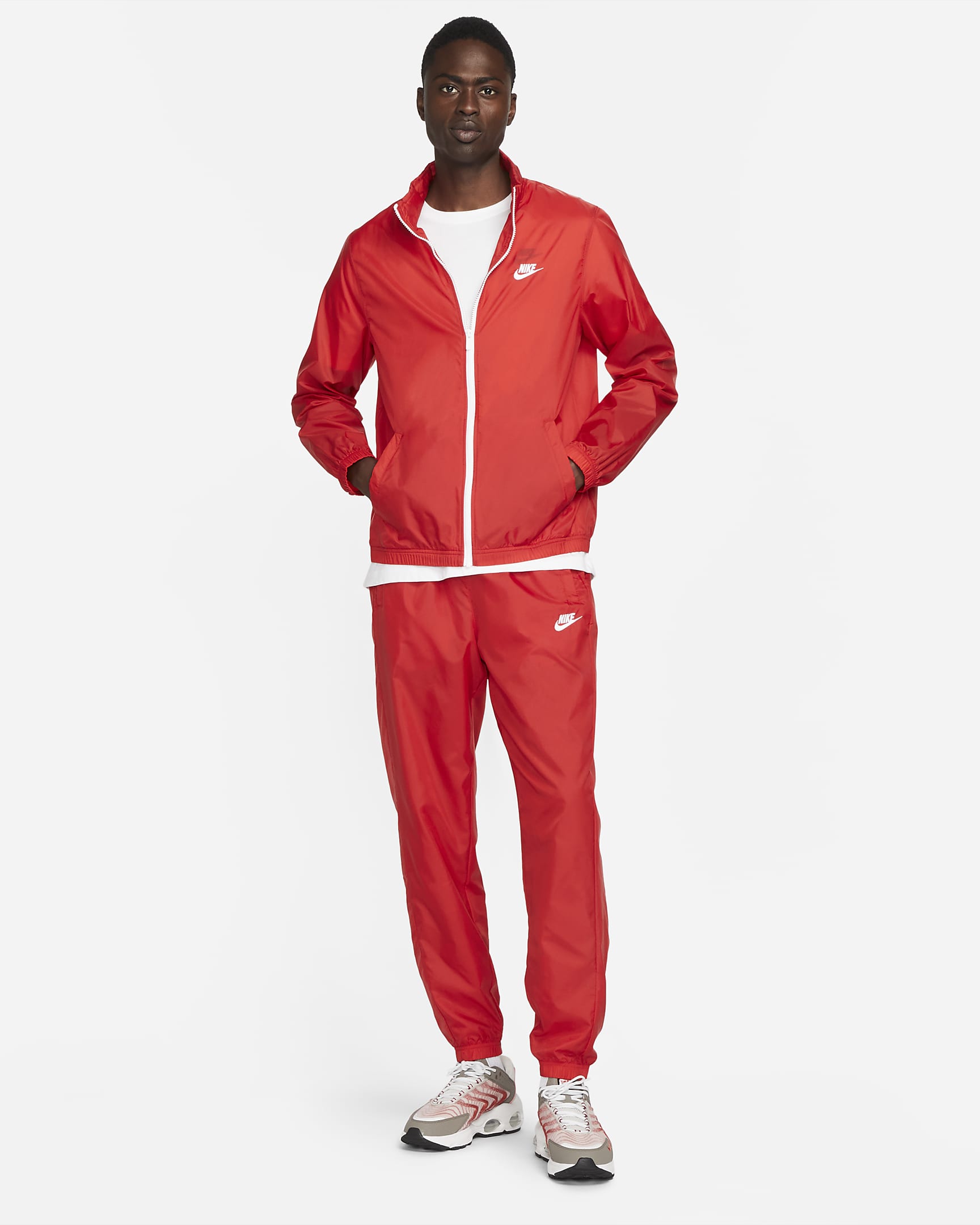 Nike Sportswear Club Men's Lined Woven Tracksuit. Nike UK