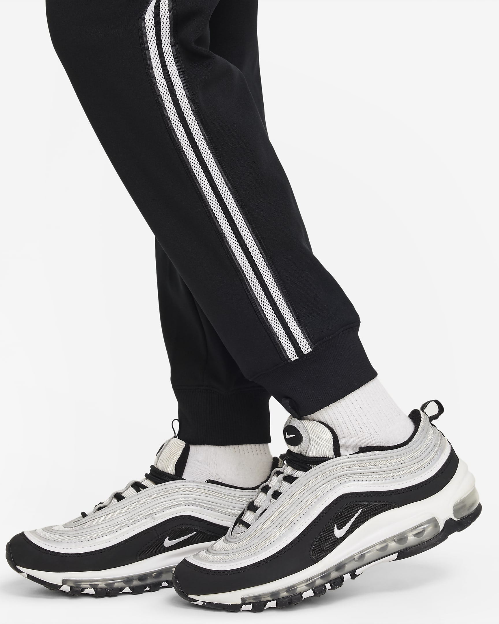 older girls nike tracksuit