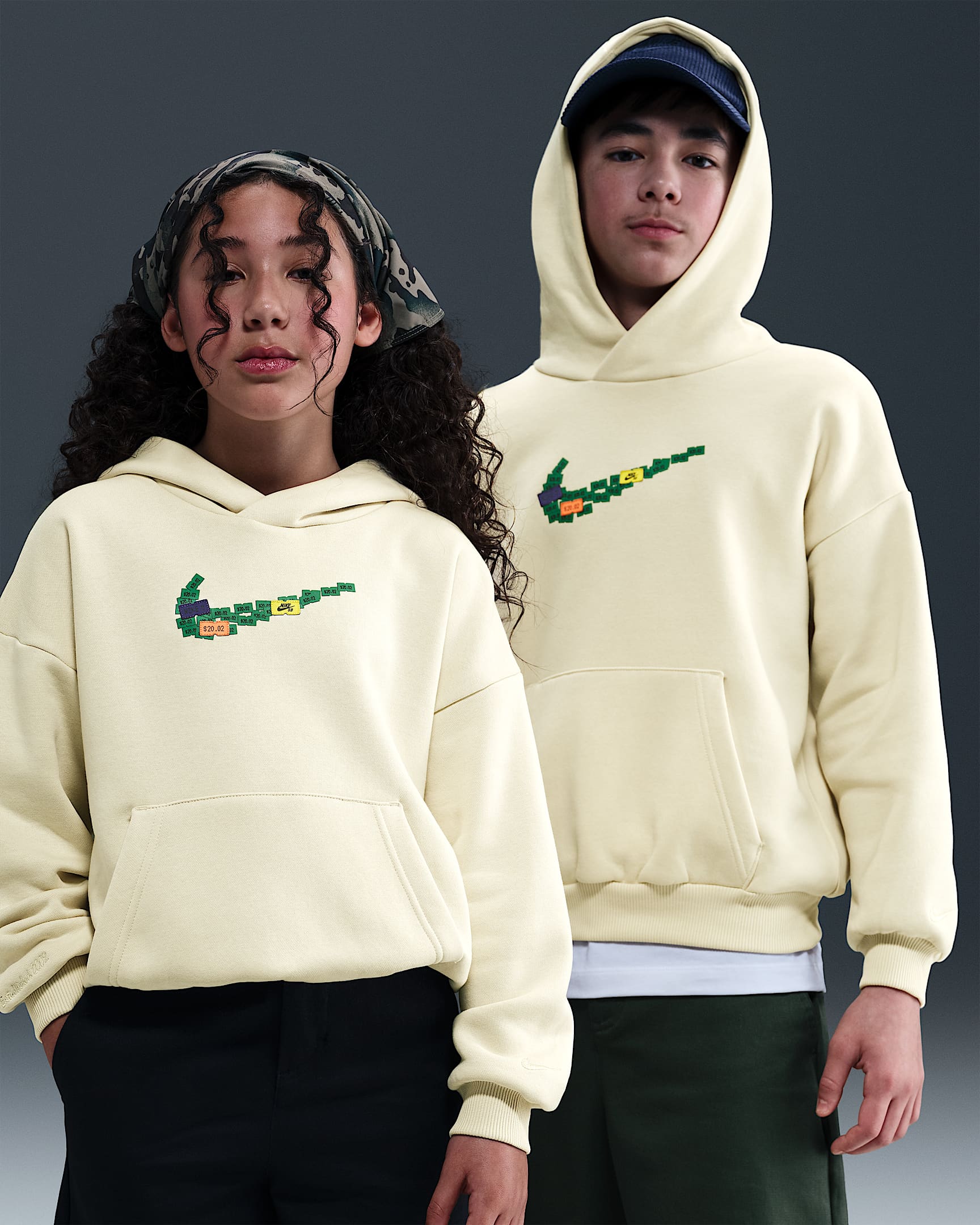 Nike SB Older Kids' Fleece Skate Hoodie - Light Khaki/Desert Khaki