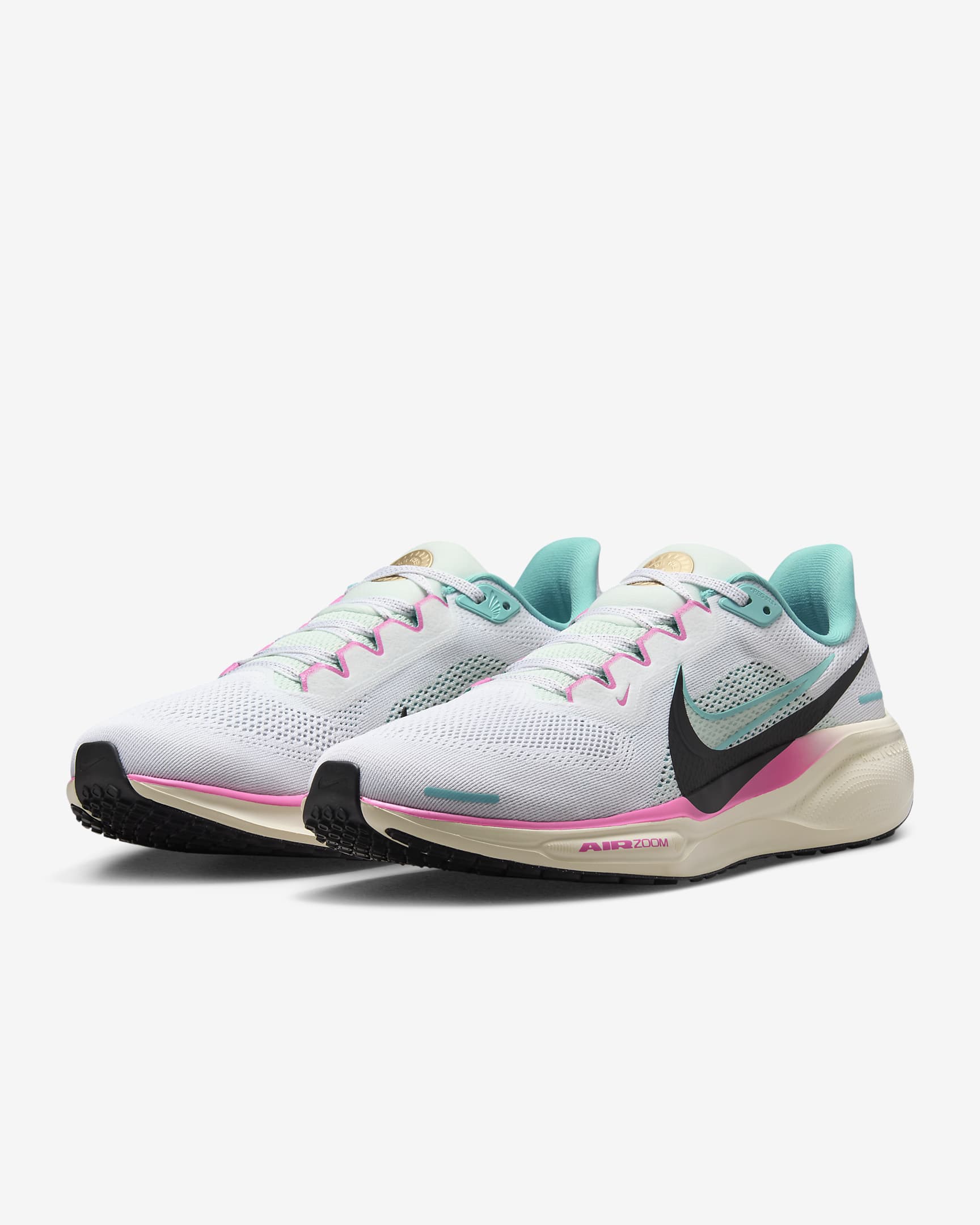 Nike Pegasus 41 Straßenlaufschuh (Herren) - Weiß/Coconut Milk/Team Gold/Playful Pink