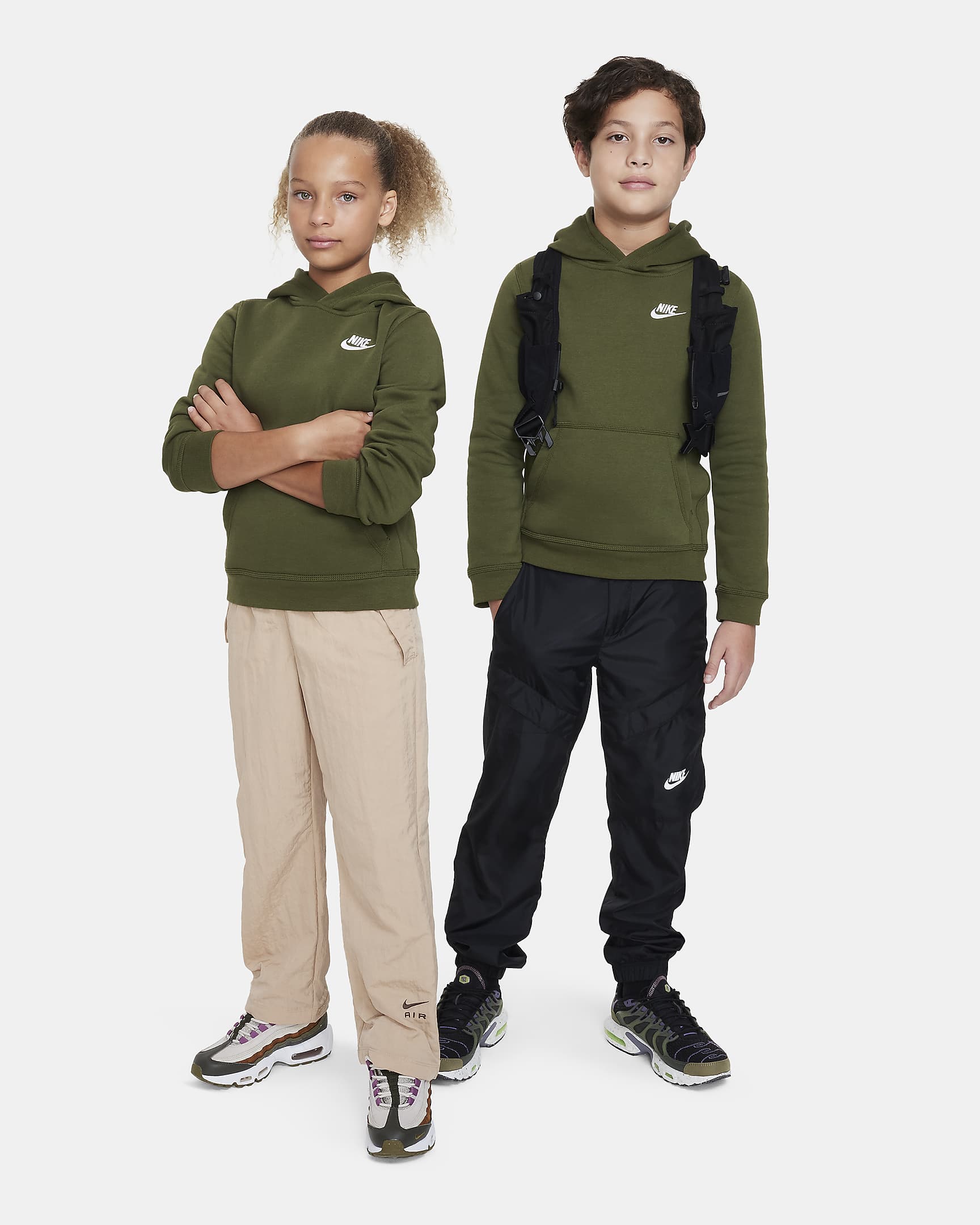 Nike Sportswear Club Older Kids' Pullover Hoodie. Nike UK